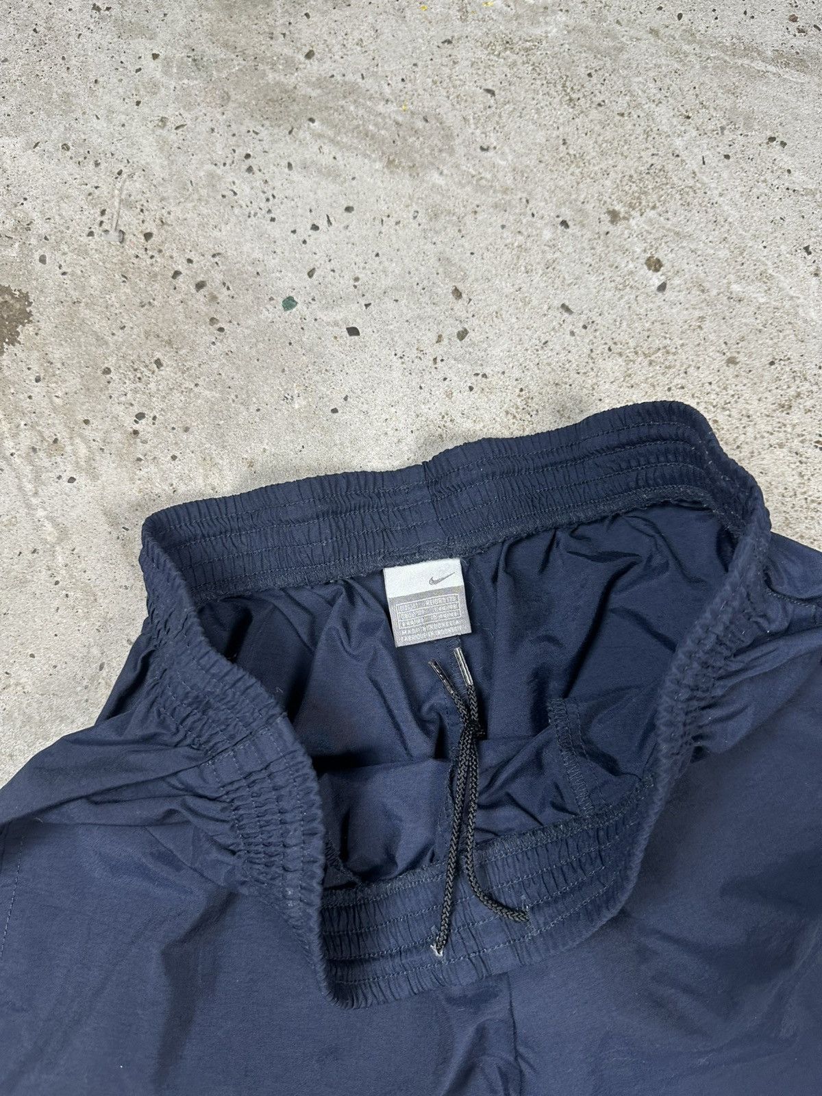 Nike Vintage Y2K Nike Navy Baggy Track Pants Swoosh rare 90s Size US 30 / EU 46 - 7 Thumbnail