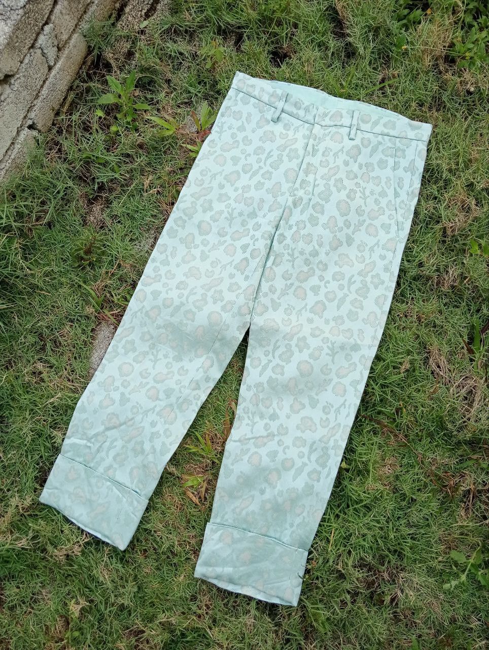 Issey Miyake TSUMORI CHISATO ISSEY MIYAKE LEOPARD ACETATE PANTS Size 30" / US 8 / IT 44 - 2 Thumbnail
