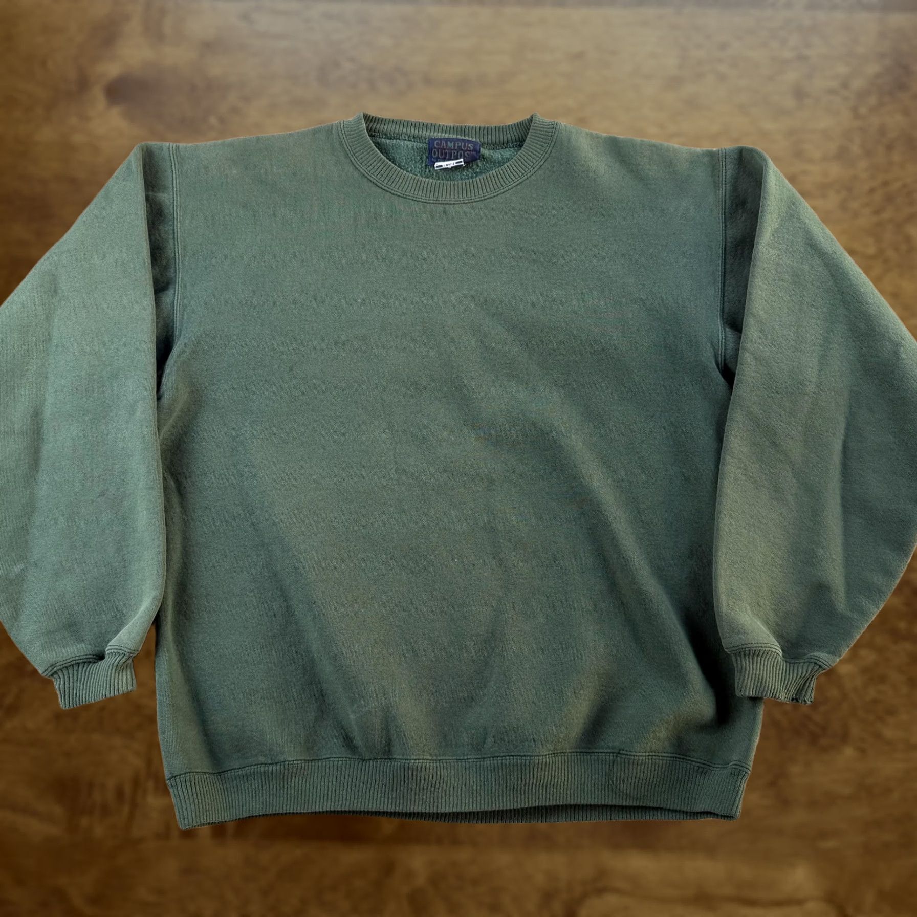 Vintage VINTAGE Campus Outpost Sweatshirt Mens Medium Green Fleece USA Heavy Weight Size US M / EU 48-50 / 2 - 1 Thumbnail
