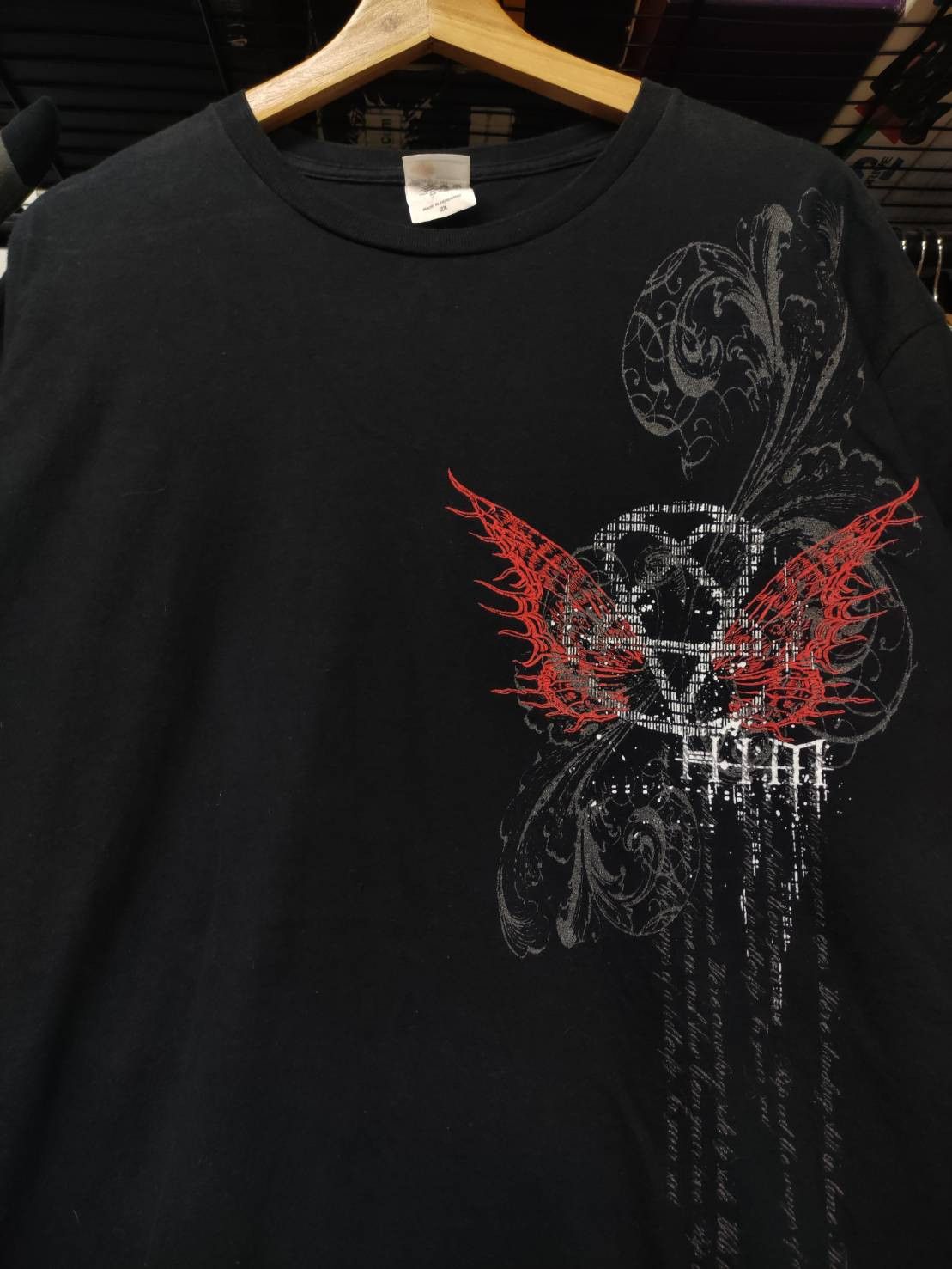 Band Tees Vtg 00's HIM Band " Heartagram Butterfly " T-Shirt Size US XXL / EU 58 / 5 - 1 Thumbnail