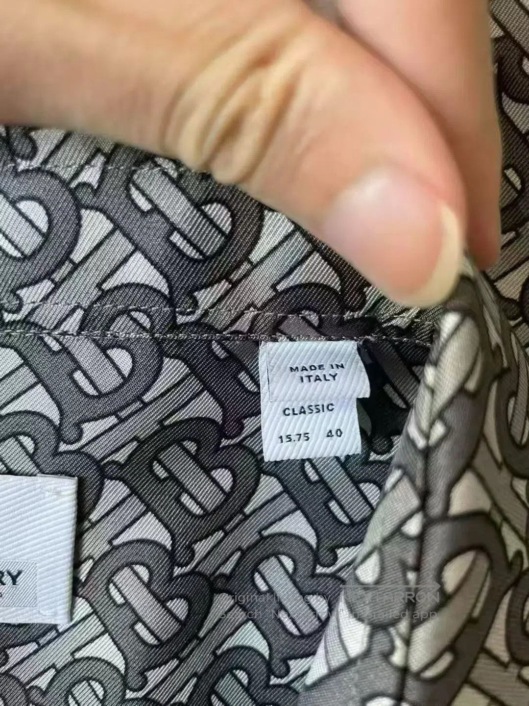 Burberry Burberry Full Print Silk Shirt| Size S / US 4 / IT 40 - 3 Thumbnail