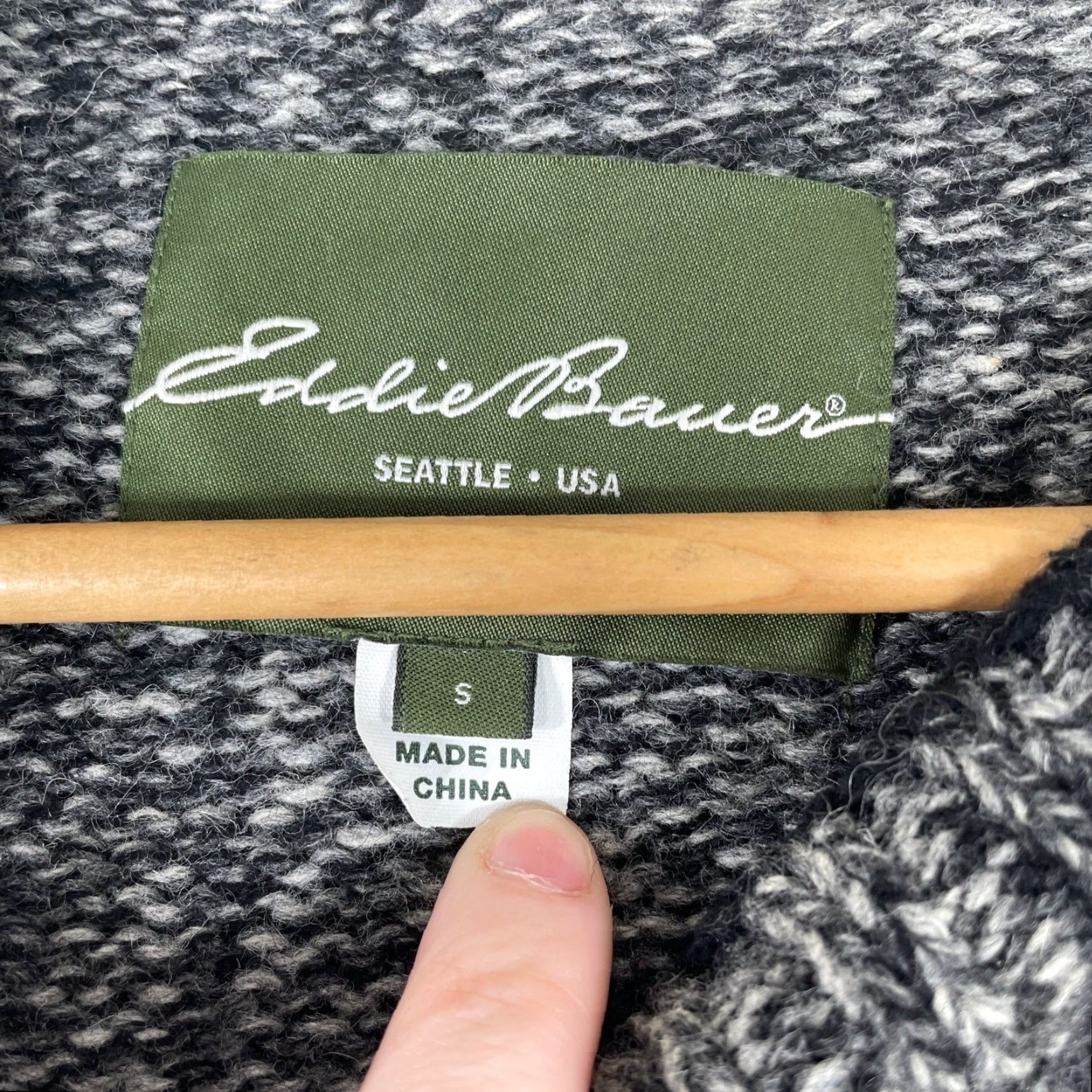 Eddie Bauer Eddie Bauer Sweater Mens S Gray Lambswool Blend Marled Knit Crew Neck Raglan Knit Style Chunky-Knit Pullover Size US S / EU 44-46 / 1 - 2 Thumbnail