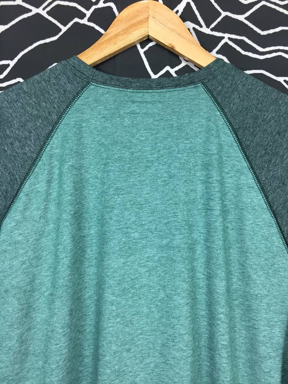 Columbia × Vintage Columbia Sportswear Company Thistletown Park Raglan Tee Size US L / EU 52-54 / 3 - 5 Thumbnail
