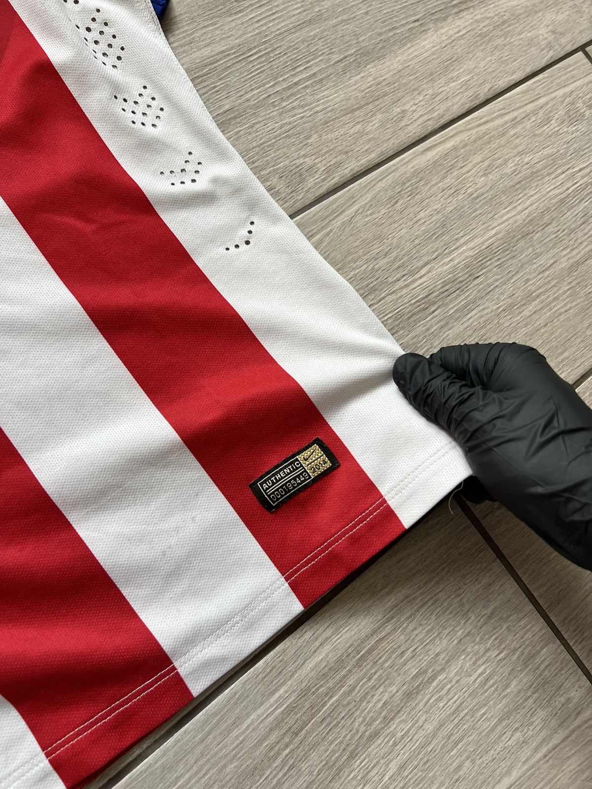 Other Athletico madrid home 2013/2014 Jersey Football Size US M / EU 48-50 / 2 - 6 Thumbnail