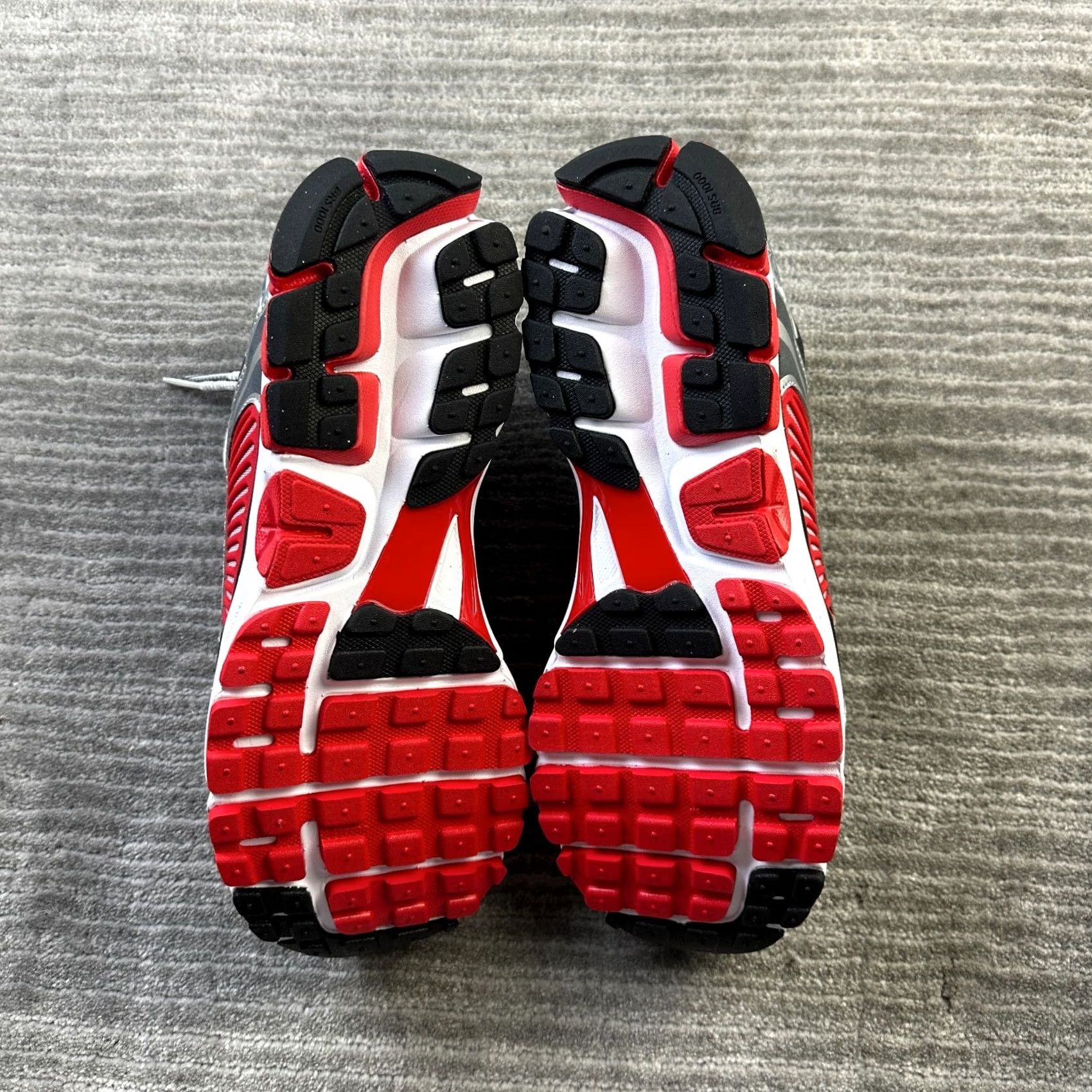 Nike Nike Air Zoom Vomero 5 Mens Size 10 Metallic Silver University Red Gray Sneaker 2024 Mens Size US 10 / EU 43 - 6 Thumbnail