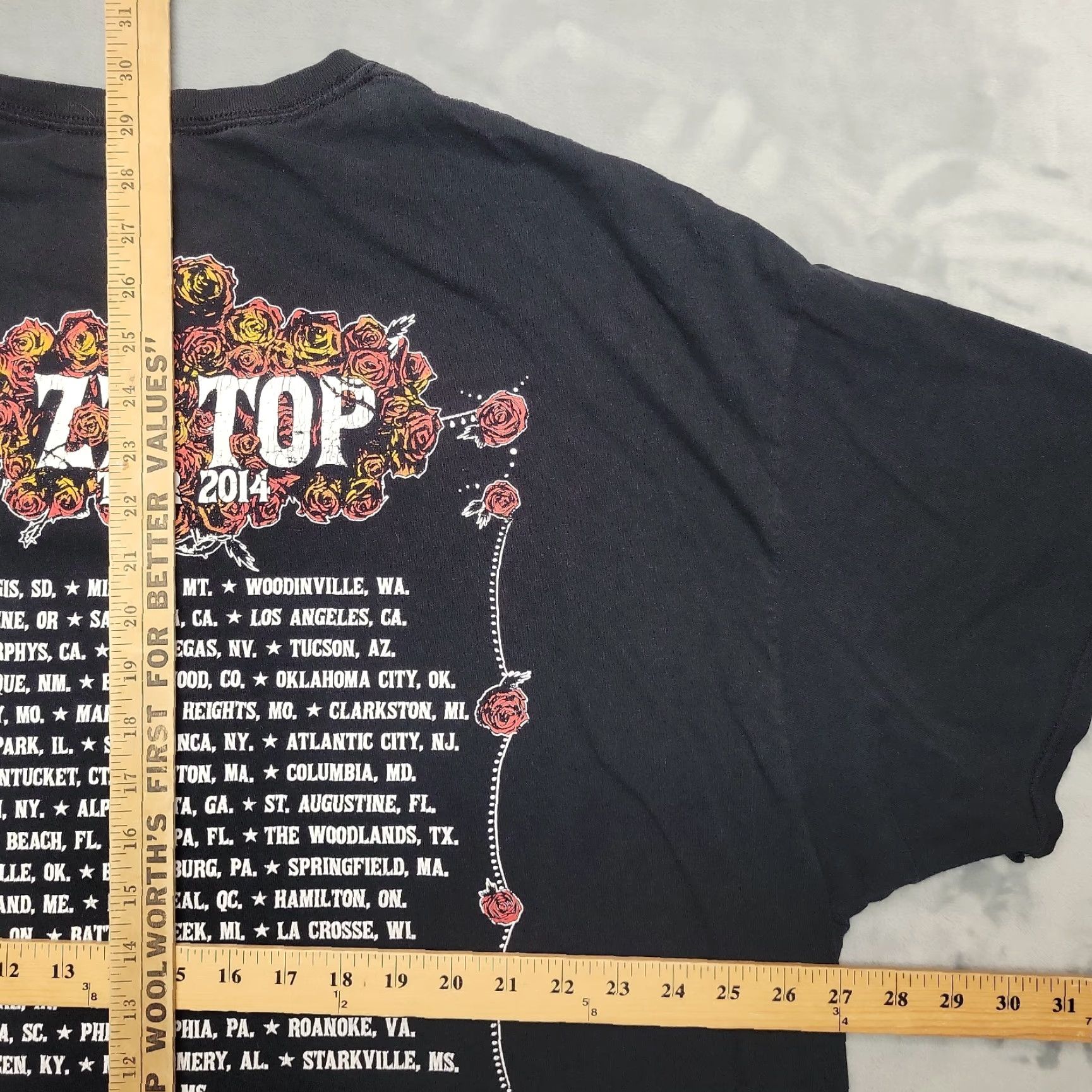Vintage VINTAGE ZZ Top 2014 Tour TEE Mens XL Black Graphic Band Shirt Rock Concert Short Sleeve Crew Neck Cotton Jersey Logo Modern Size US XL / EU 56 / 4 - 8 Thumbnail