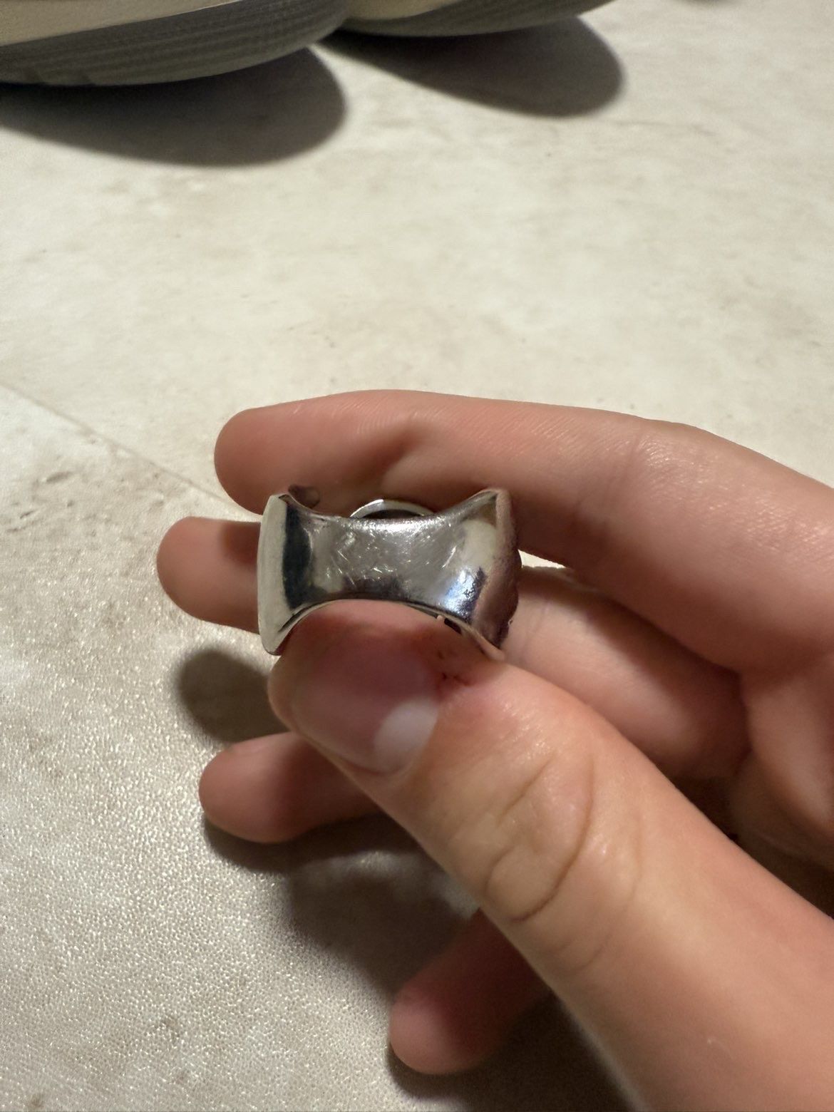 Other UK Skull Ring W/ Gemstone In Eyeball Size ONE SIZE - 3 Thumbnail