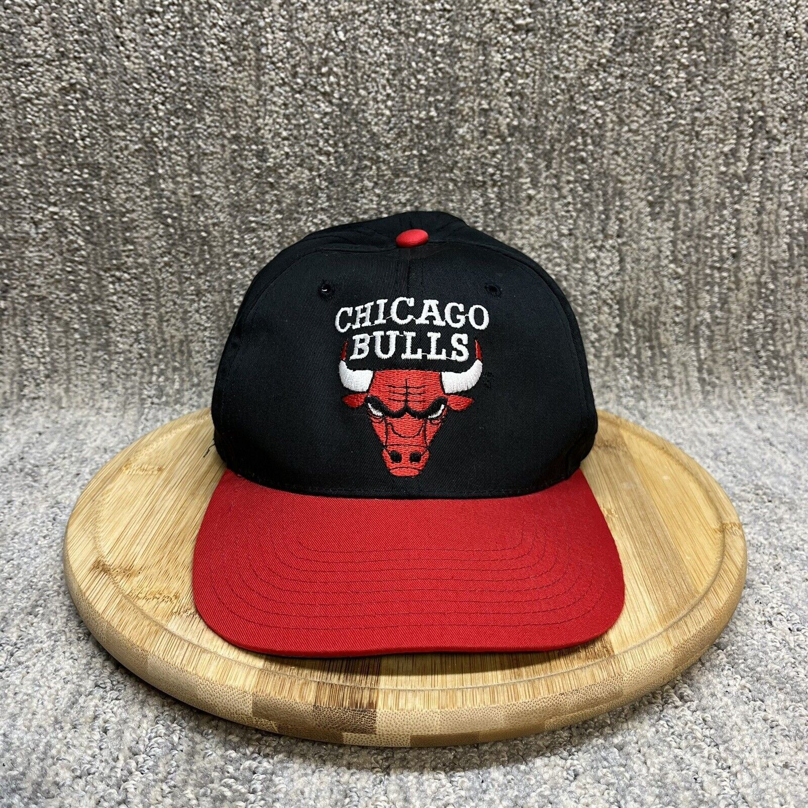 Drew Pearson VTG Back Embroidered Chicago Bulls SnapBack 90s Drew Pearson Size ONE SIZE - 1 Thumbnail