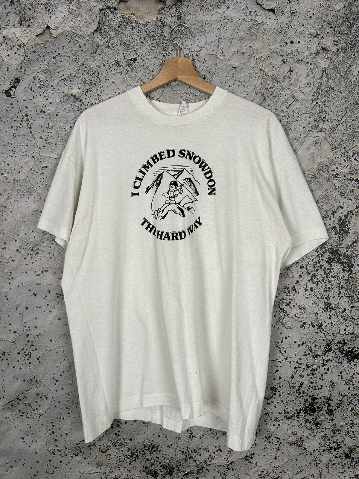 Vintage Vintage Single Stitch Snowdon Graphic Tee 90s Hype Size US XL / EU 56 / 4 - 1 Thumbnail