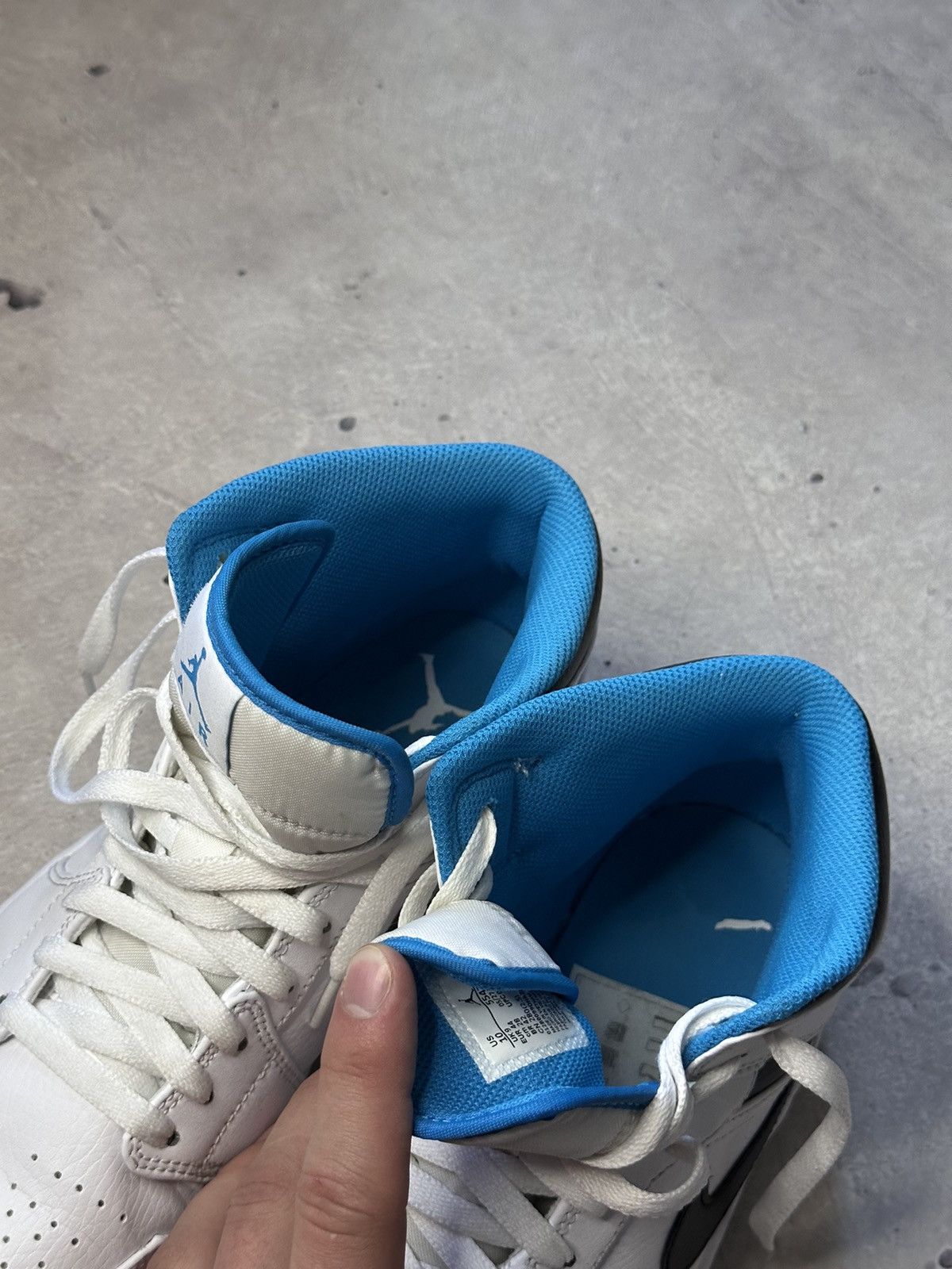Jordan Brand × Nike Nike Air Jordan 1 MID White Size US 10 / EU 43 - 6 Thumbnail