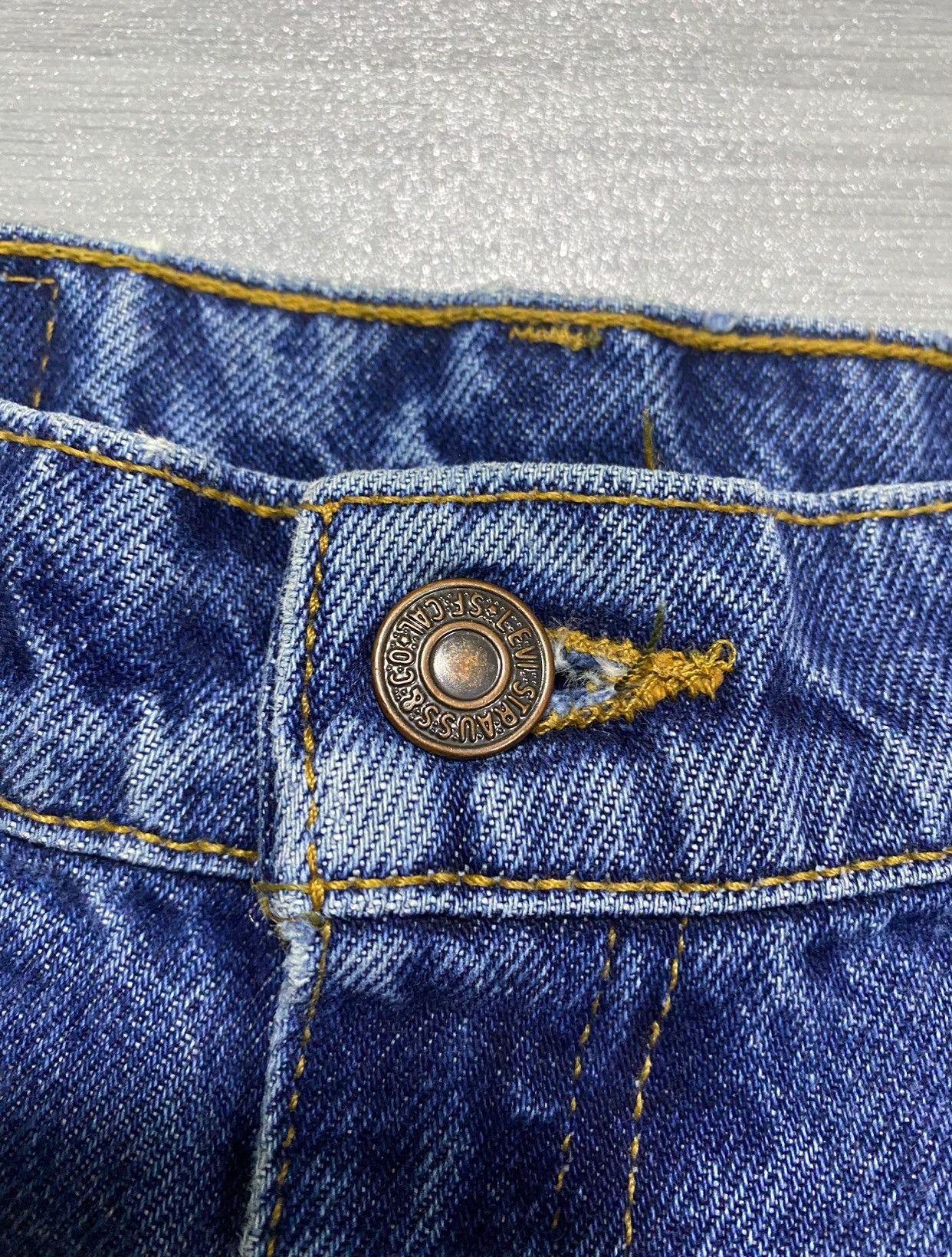 Levi's Vintage Levi’s 550 Relaxed Fit Tappered Leg Denim Jeans Size US 30 / EU 46 - 11 Thumbnail