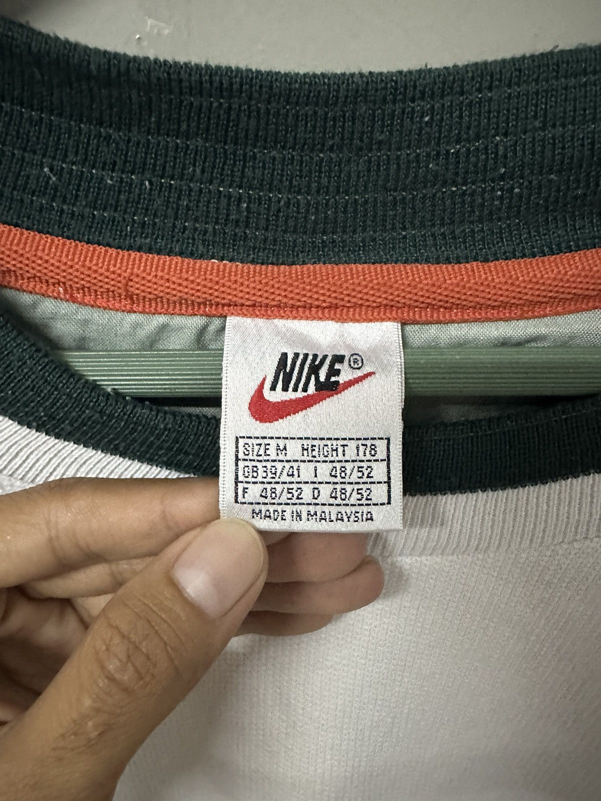 Nike × Vintage Vintage NIKE Embroidery Logo Raglan Baggy Style Sweatshirt Size US M / EU 48-50 / 2 - 9 Thumbnail