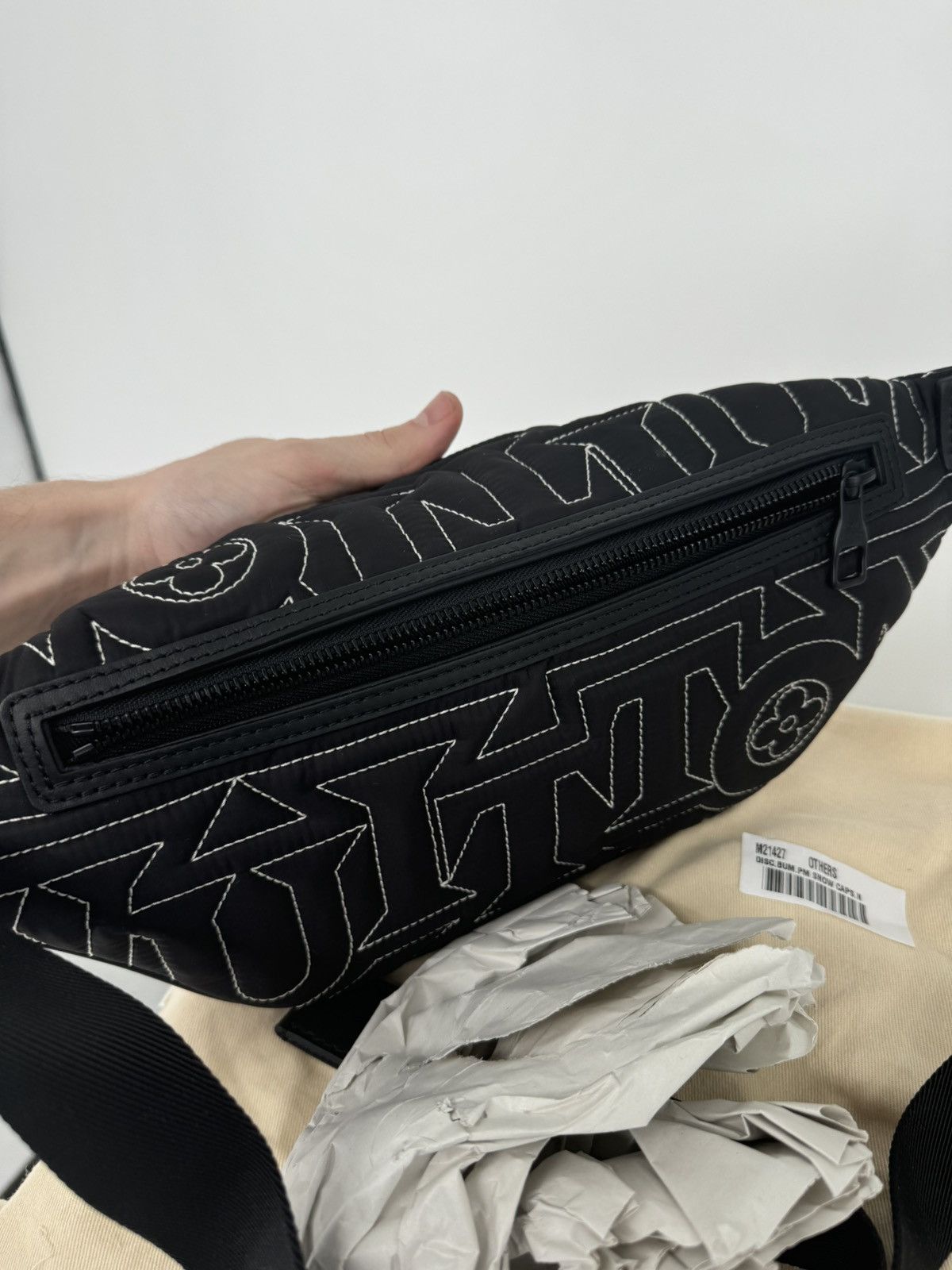 Louis Vuitton Louis Vuitton Waist Bag Size ONE SIZE - 9 Thumbnail
