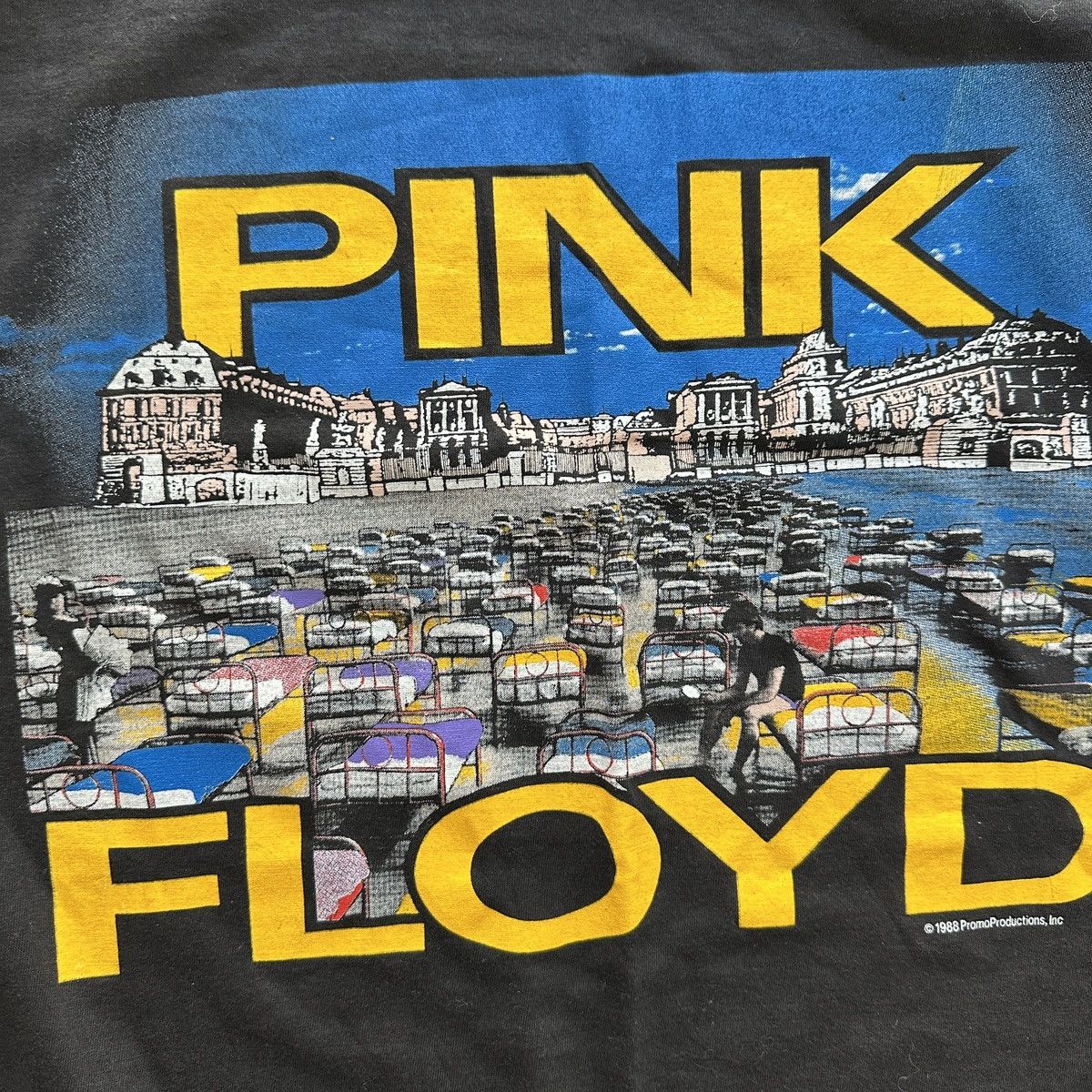 Pink Floyd Vintage 80s Pink Floyd A momentary lapse of reason rare tee Size US L / EU 52-54 / 3 - 5 Thumbnail