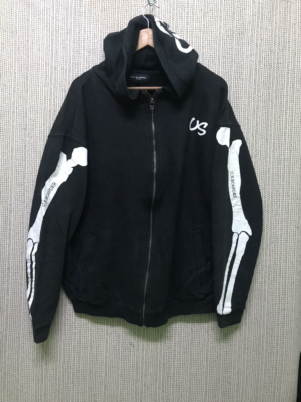 Japanese Brand u.s. boarder Oversized Black Skeleton Hoodie Size US XL / EU 56 / 4 - 2 Thumbnail