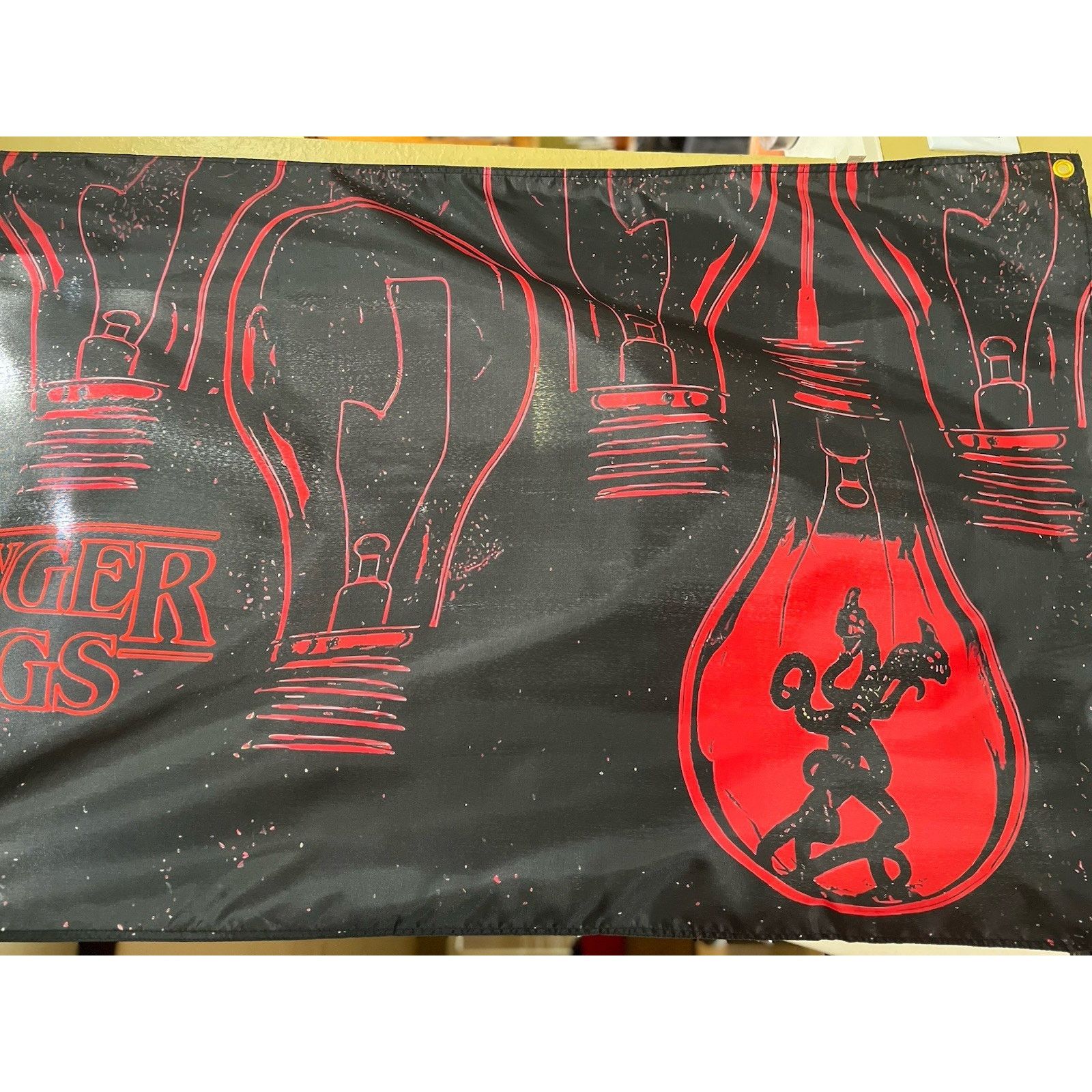 LEGO STRANGER THINGS 5' Demogorgon Upside Down Flag Size ONE SIZE - 2 Thumbnail