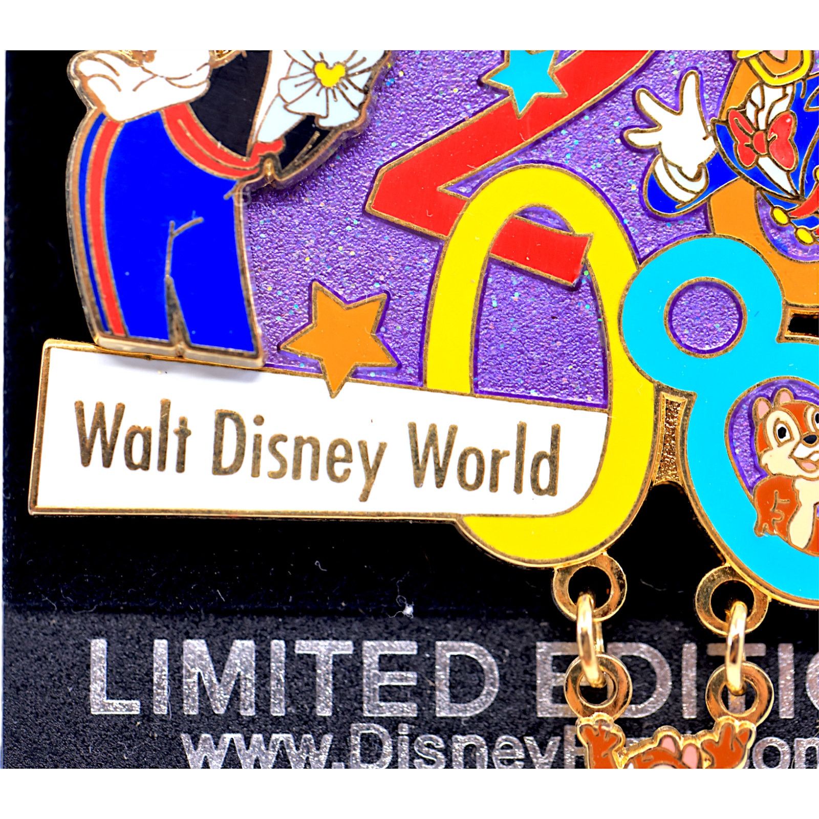 Disney Disney New Years Day 2008 Goofy, Donald, Chip & Dale Pin Size ONE SIZE - 3 Thumbnail