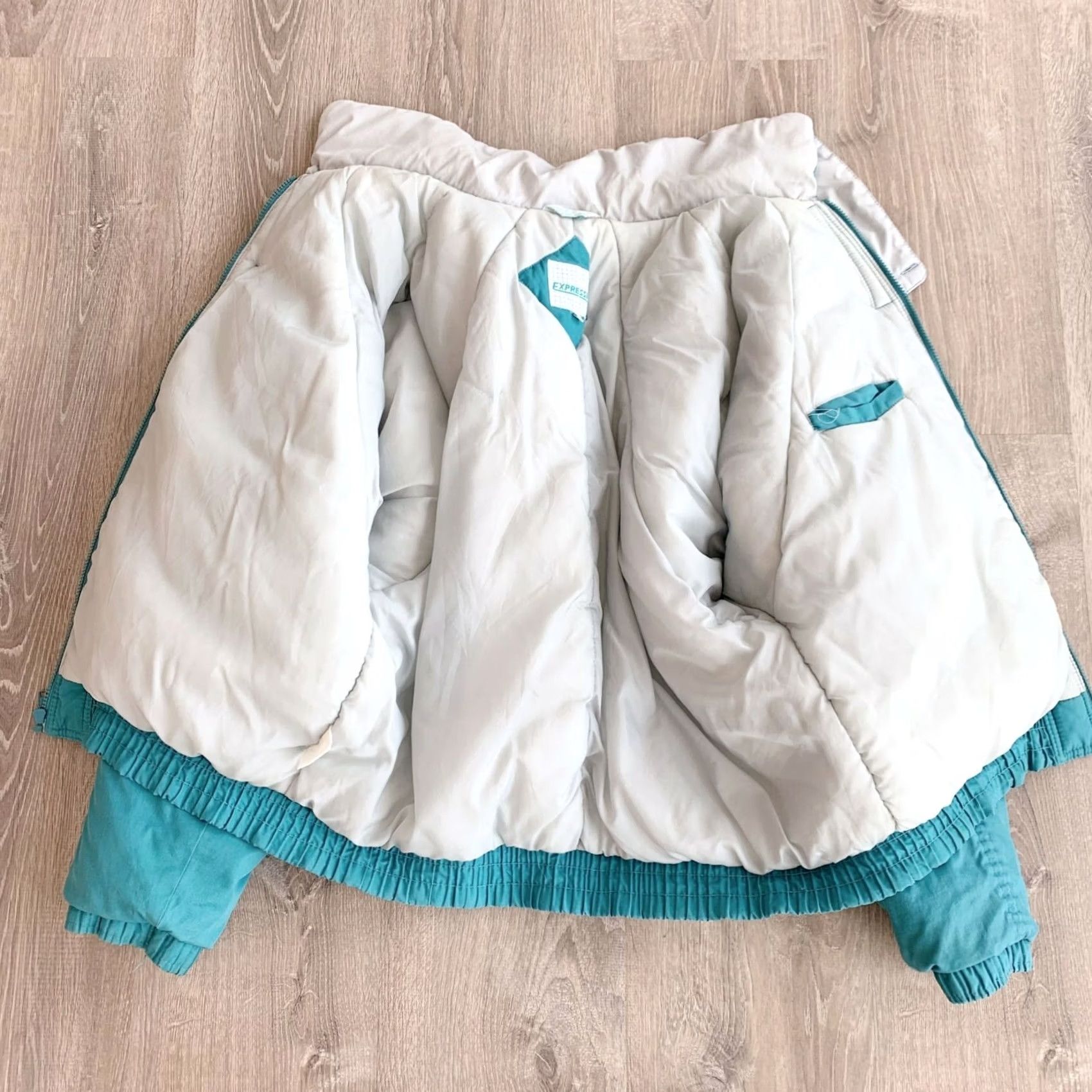 Vintage VINTAGE Expressions Puffer Jacket Coat L Blue 70s Made in Taiwan Mens Size US L / EU 52-54 / 3 - 6 Thumbnail