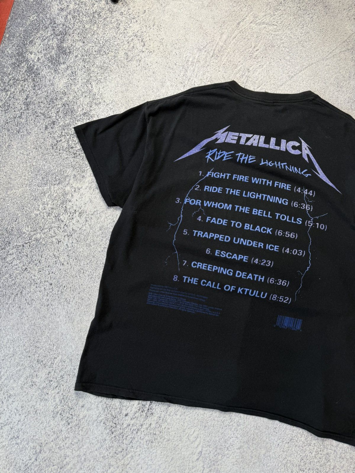 Band Tees × Vintage Vintage Metallica 2017 Ride The Lightning Sun Faded T-Shirt Size US XL / EU 56 / 4 - 19 Thumbnail