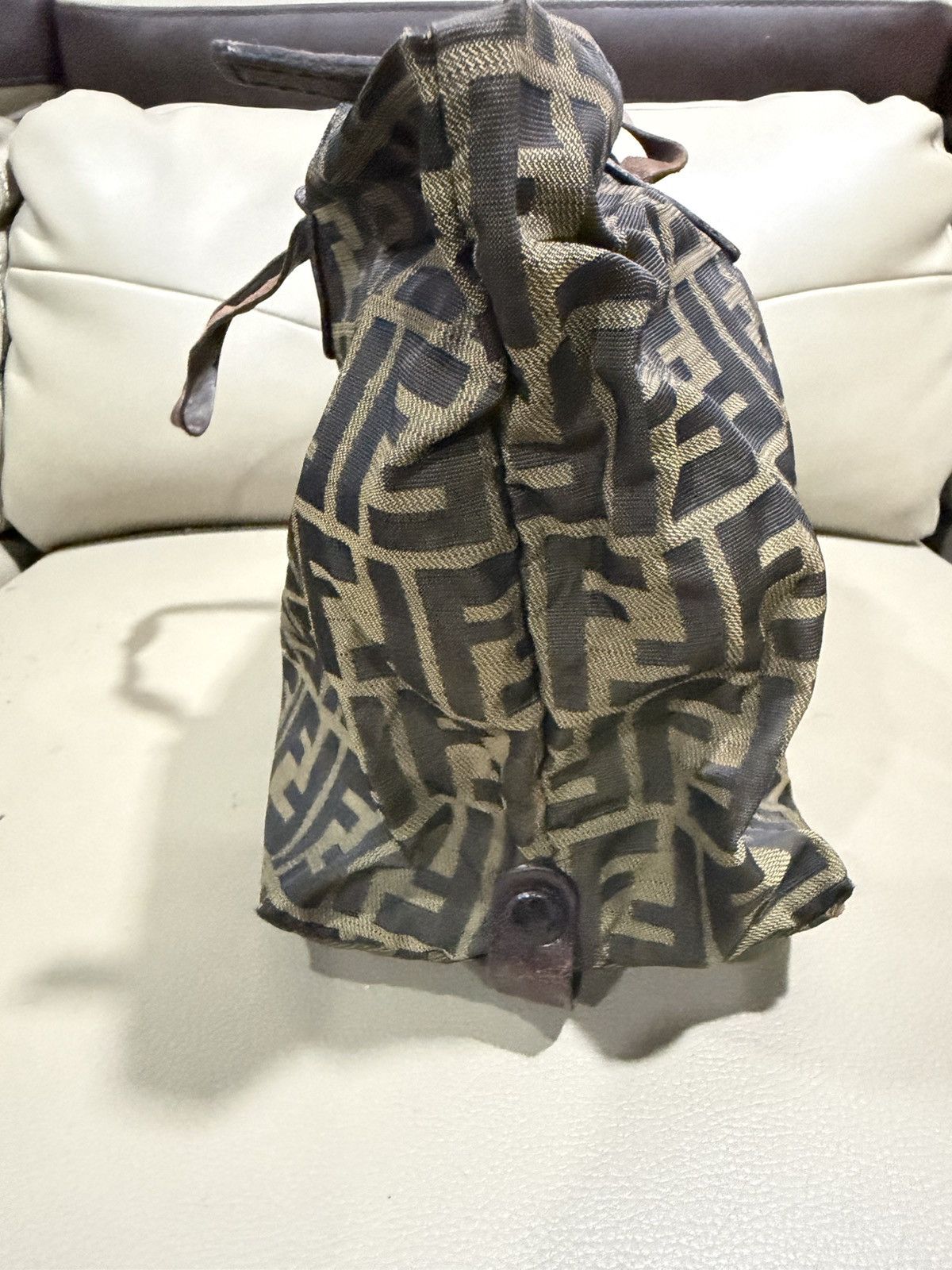 Fendi Authentic Fendi Zucca Monogram FF Hand Bag Size ONE SIZE - 3 Thumbnail