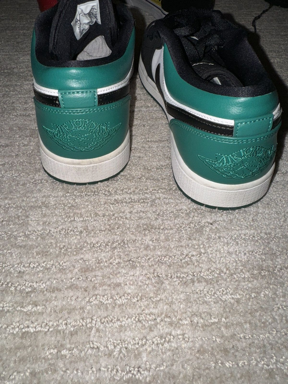Jordan Brand × Nike Air Jordan 1 low “Mystic Green” Size US 9.5 / EU 42-43 - 4 Thumbnail