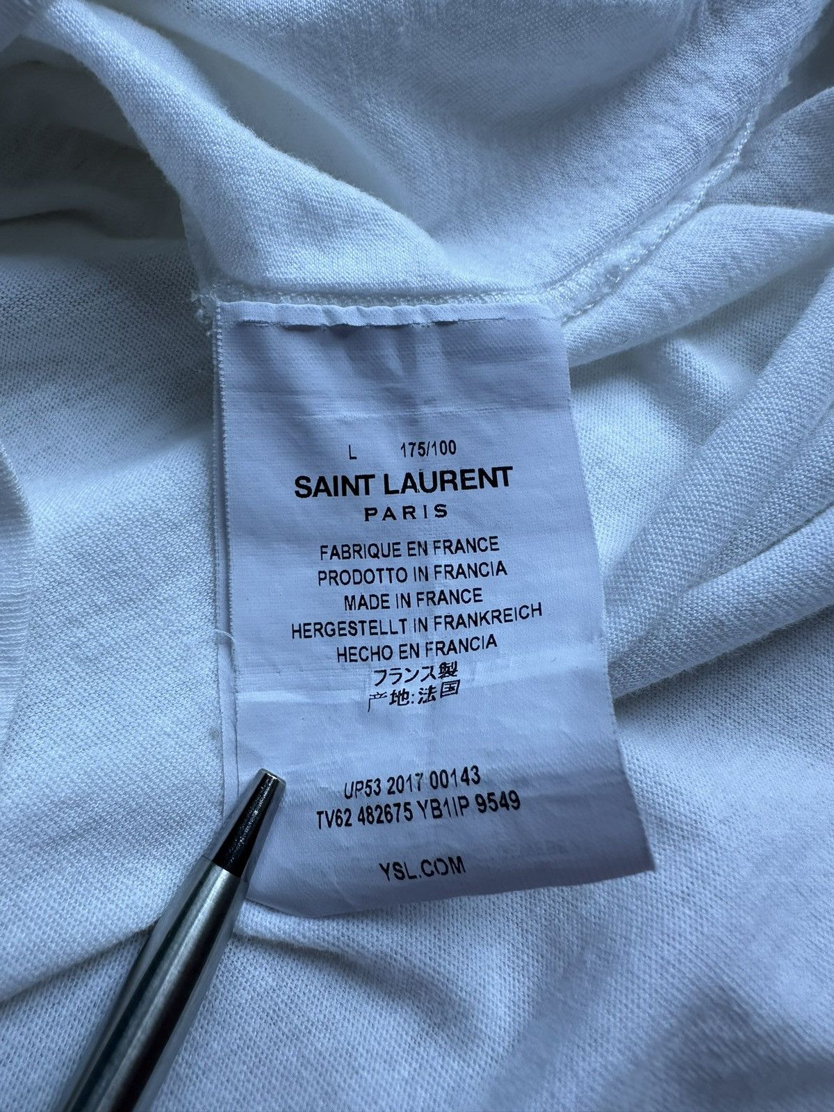 Saint Laurent Paris SS18 Saint Laurent white no smoking lips t shirt L Size US L / EU 52-54 / 3 - 17 Thumbnail