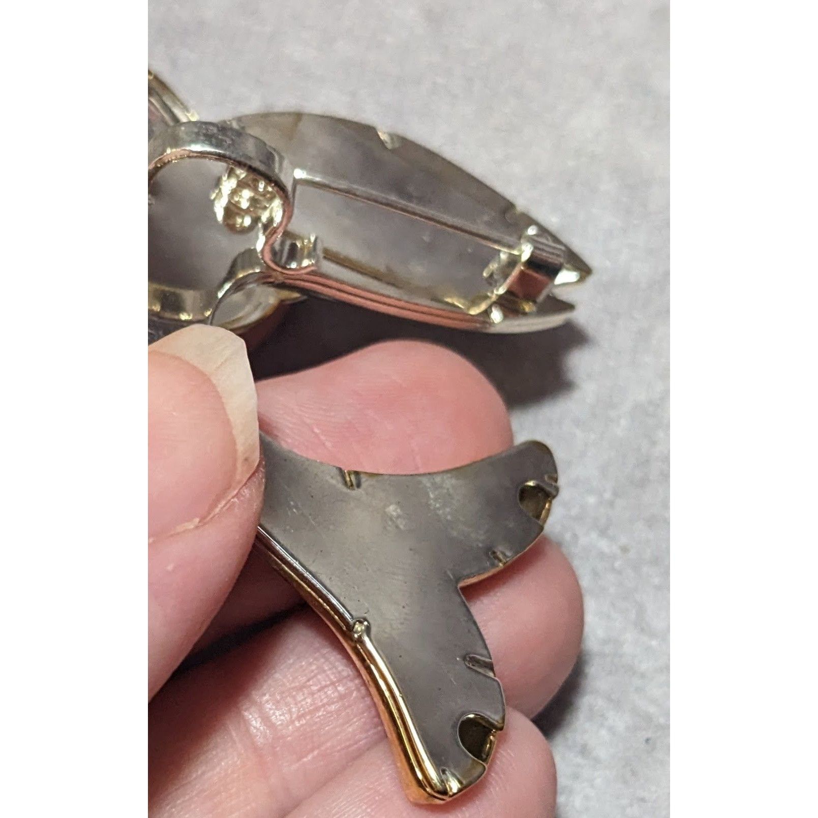 Other Vintage Silver And Gold Tone Fish Brooch/Pendant Size ONE SIZE - 8 Thumbnail