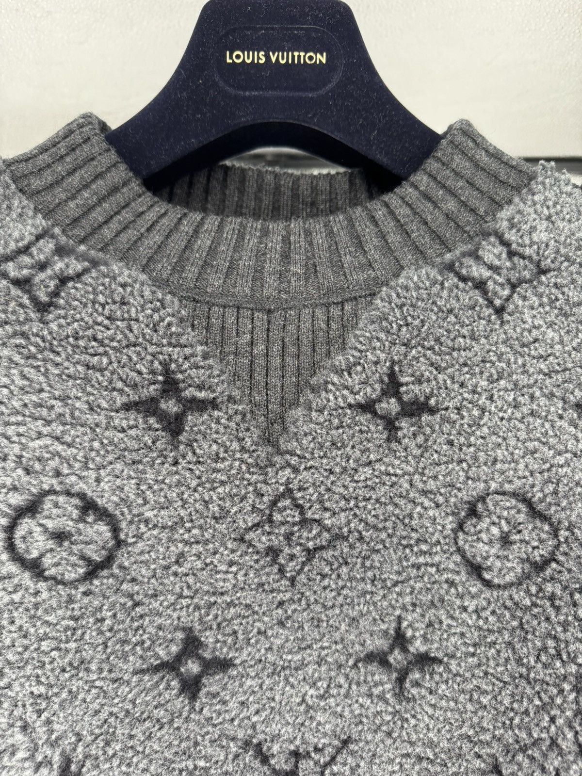 Louis Vuitton Louis Vuitton Wool Sweater With Leather Inner Part Size US L / EU 52-54 / 3 - 2 Thumbnail