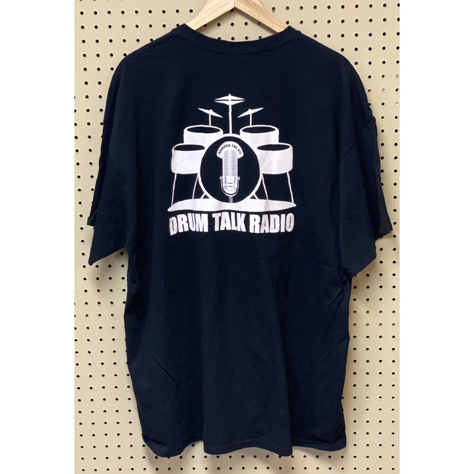 Vintage RADIO Mens T-Shirt Black Short Sleeve 2XL Crew Neck Drum Talk Around The Kit Mens Size US 39 - 2 Thumbnail