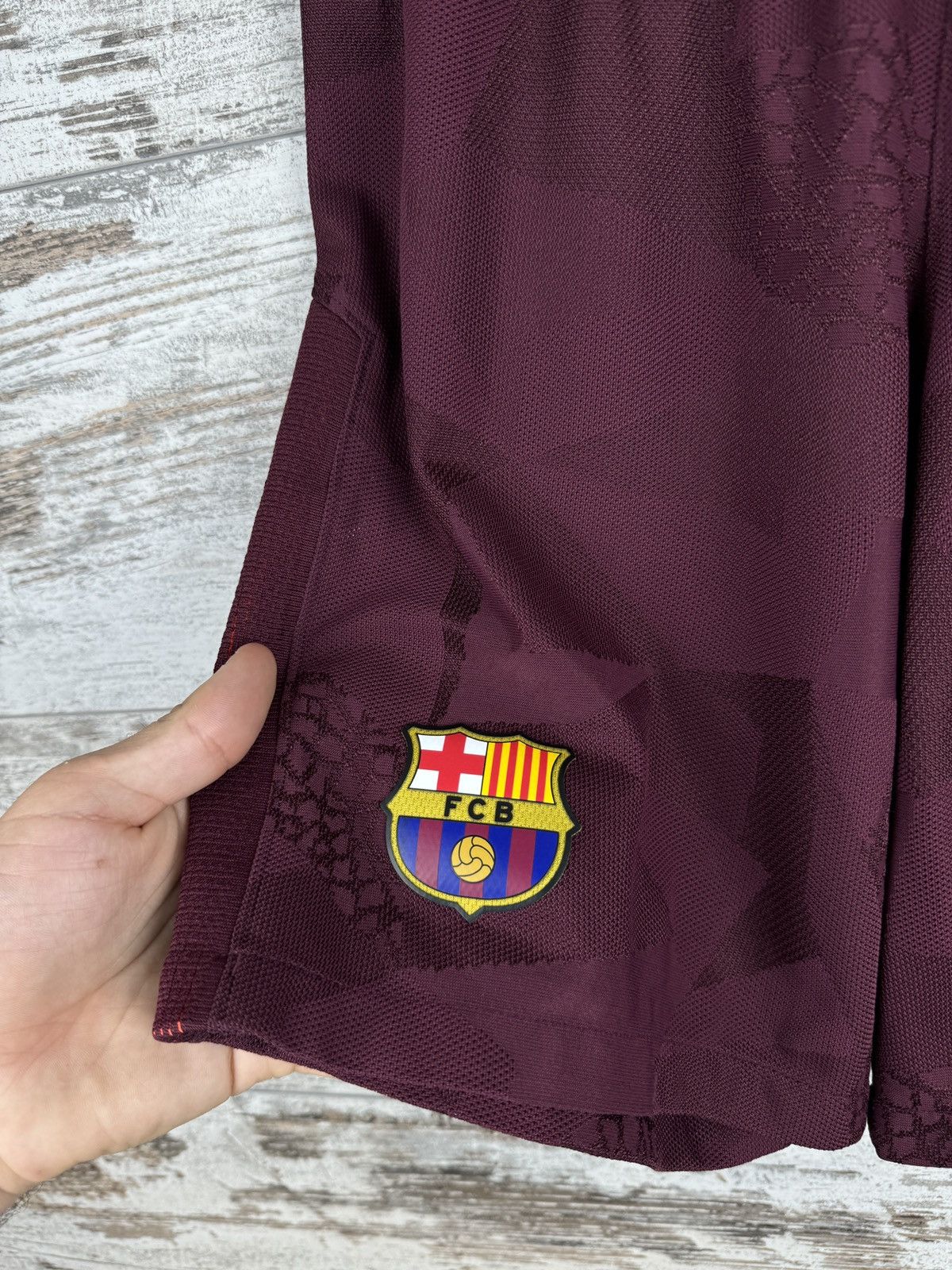 Nike Mens Vintage Nike FC Barcelona soccer shorts football y2k Size US 30 / EU 46 - 2 Thumbnail