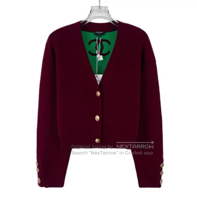 Chanel Chanel Burgundy logo embossed cashmere V-neck single-breas Size XS / US 0-2 / IT 36-38 - 1 Thumbnail