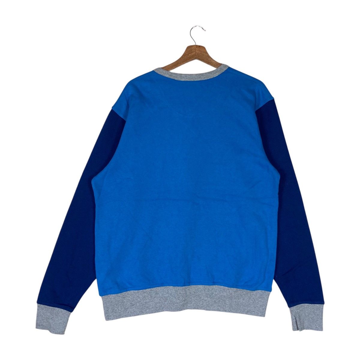 Champion Vintage Champion Pullover Jumper Sweatshirt Size US M / EU 48-50 / 2 - 6 Thumbnail