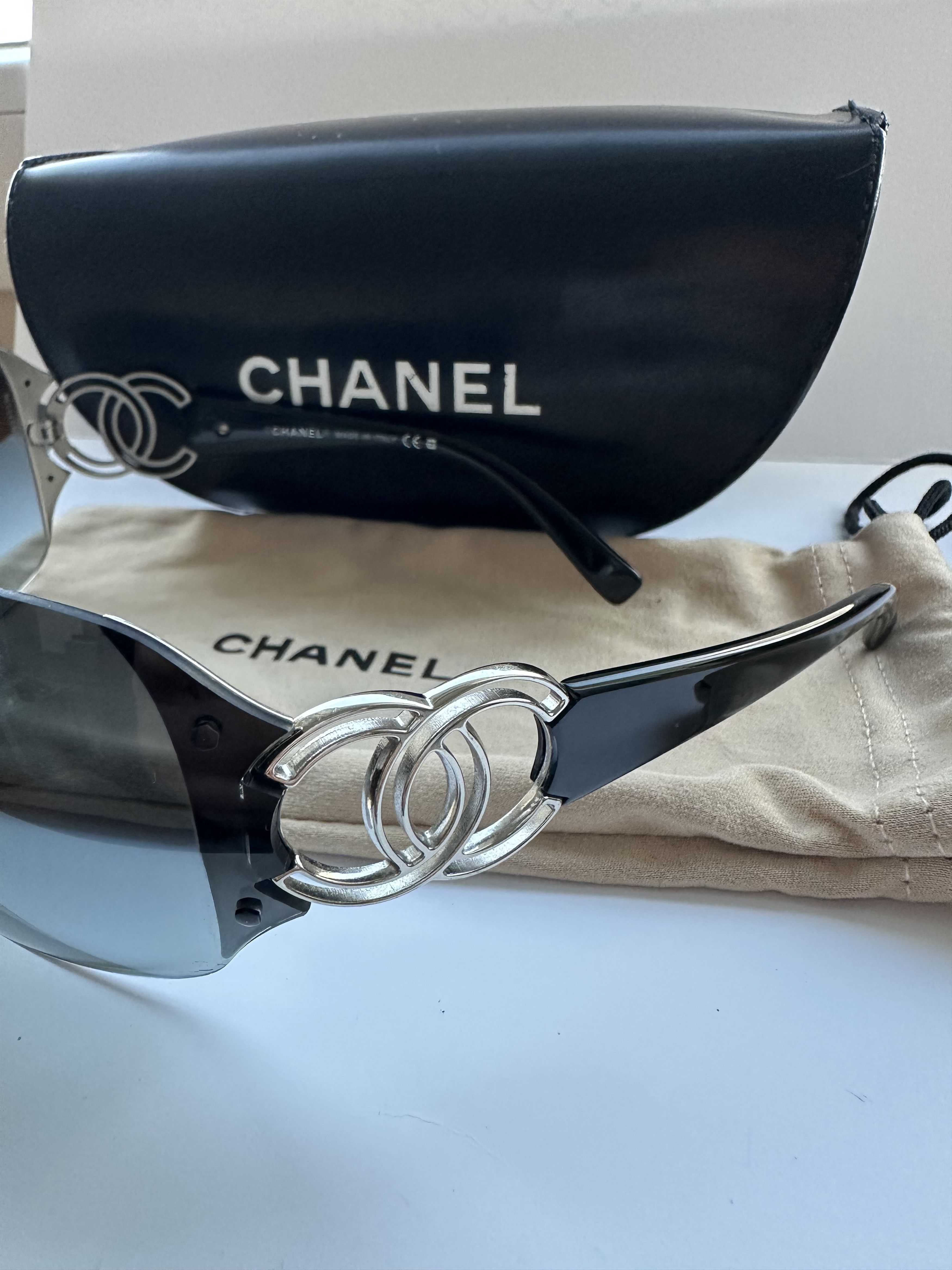Chanel Chanel Rimless Shield Silver Logo Sunglasses 4147 Vintage Size ONE SIZE - 3 Thumbnail