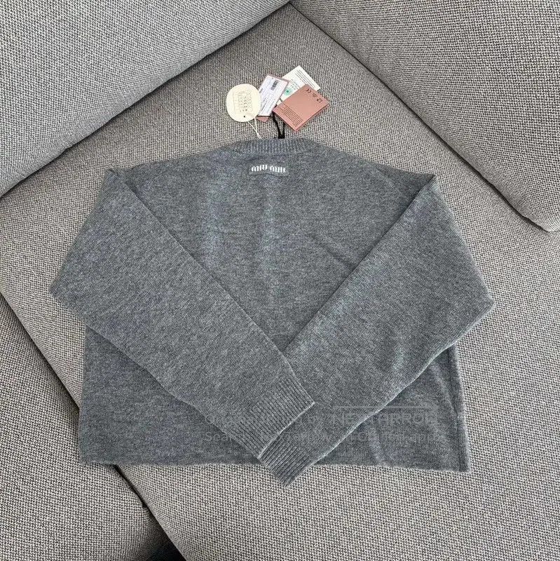 Miu Miu Miu Miu Gray Wool Pullover Sweater . Size XL / US 12-14 / IT 48-50 - 1 Thumbnail
