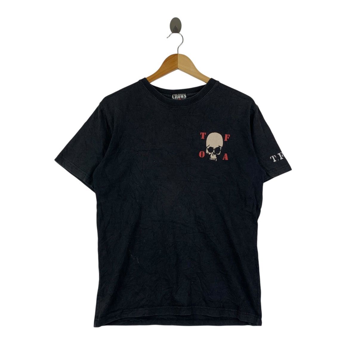 Vintage CROWS TFOA Skull Tee Black Japanese Biker Gang Manga Shirt Size US L / EU 52-54 / 3 - 2 Thumbnail