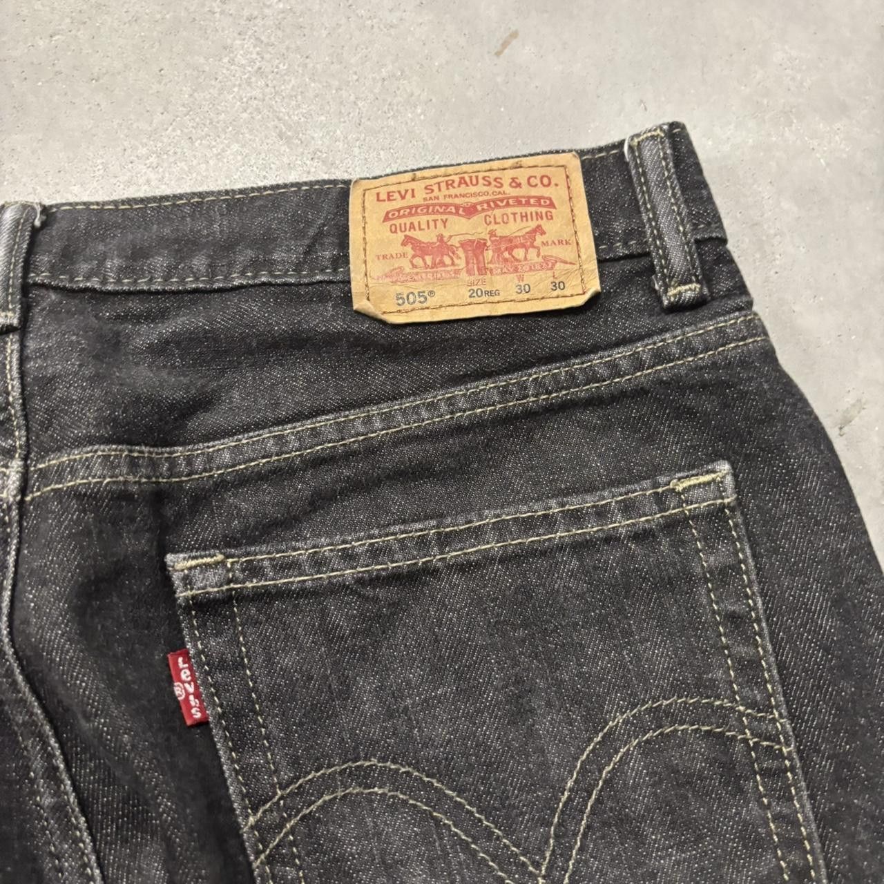 Levi's × Vintage Crazy Vintage Y2K/2000s Grunge Black Levis Essential Denim Jeans! Size US 30 / EU 46 - 7 Thumbnail