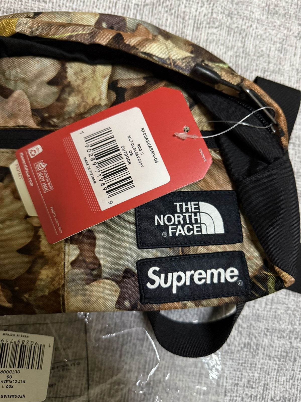 Supreme × The North Face Supreme tnf north face leaves Roo Li Lumber pack wait bag Size ONE SIZE - 2 Thumbnail