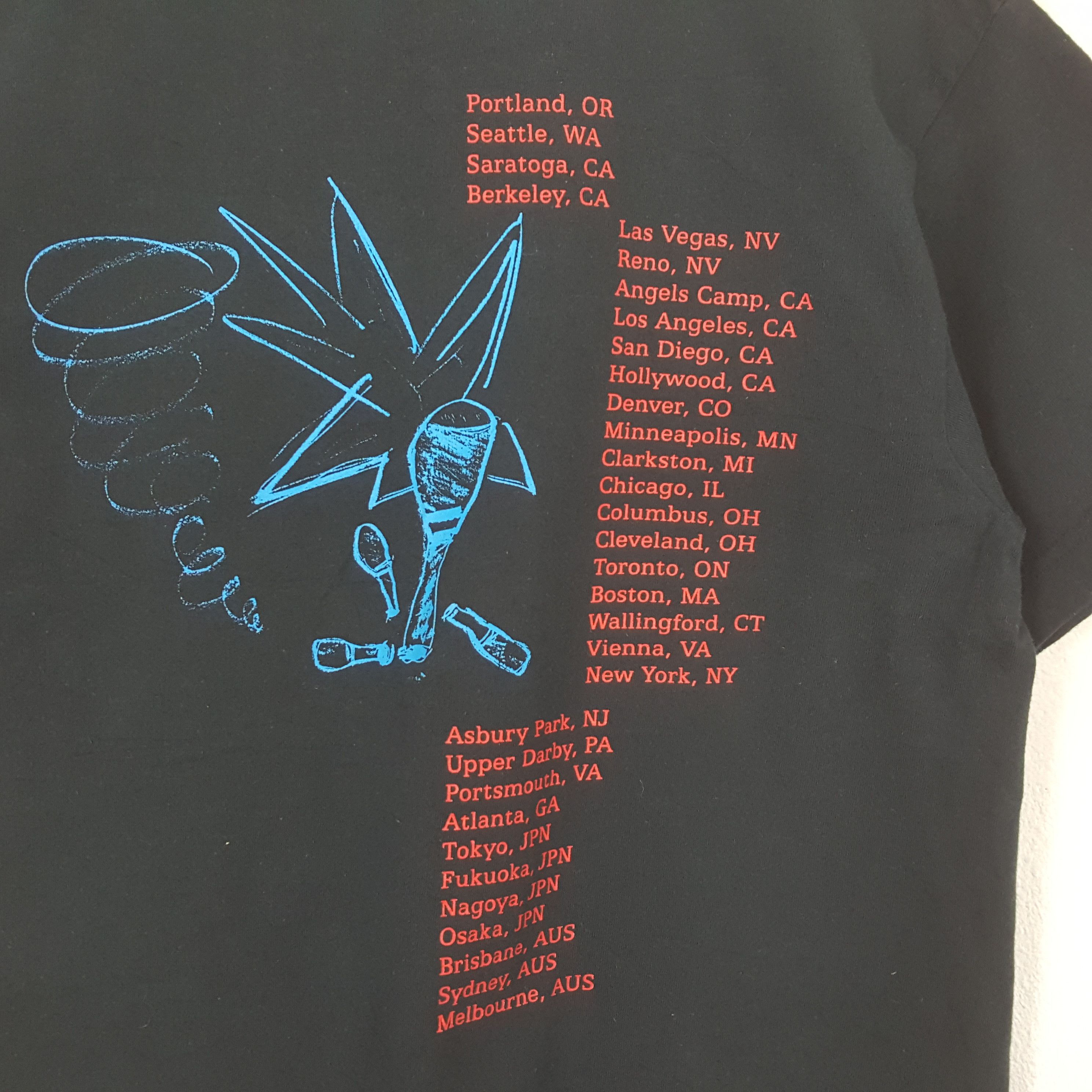 Vintage Elvis Costello Tour Vintage Tshirt RR24 Size US M / EU 48-50 / 2 - 4 Thumbnail