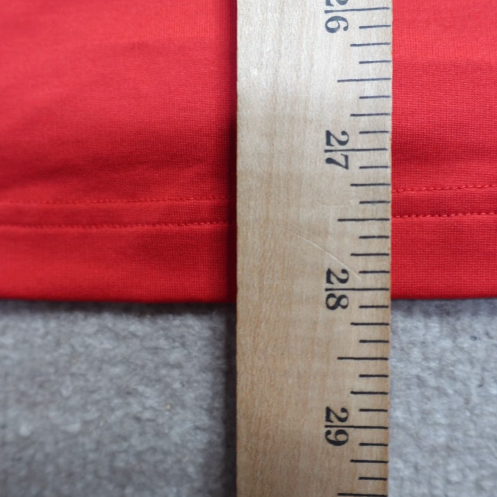 Under Armour Under Armour Shirt M Red Long Sleeve Mock Neck Athletic Activewear Mens Regular Size Type Casual - Embroidered, Tear on logo Size US M / EU 48-50 / 2 - 5 Thumbnail