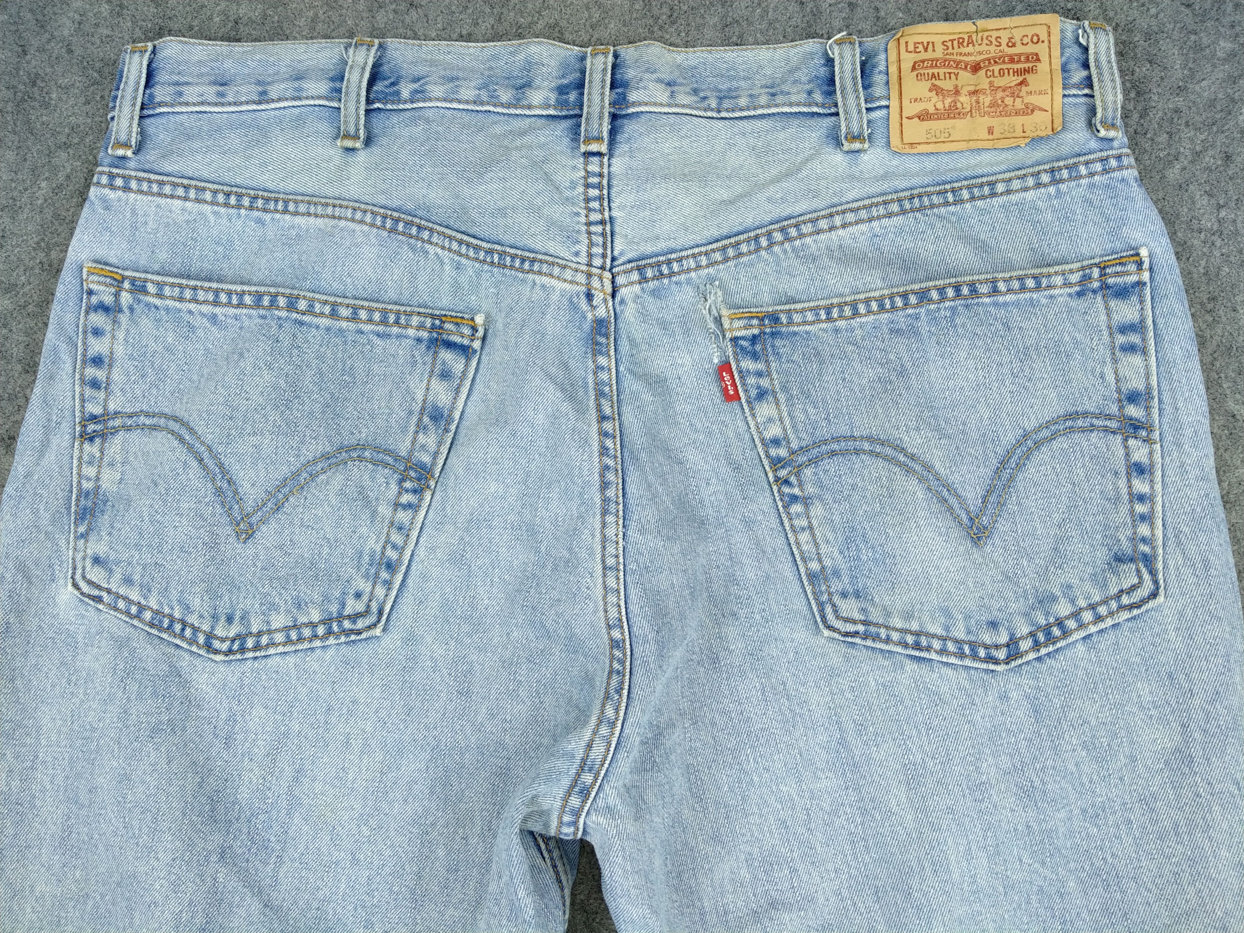Japanese Brand Light Blue Vintage Levi's 505 Regular Denim 40x30.5 JN637 Size US 40 / EU 56 - 4 Thumbnail