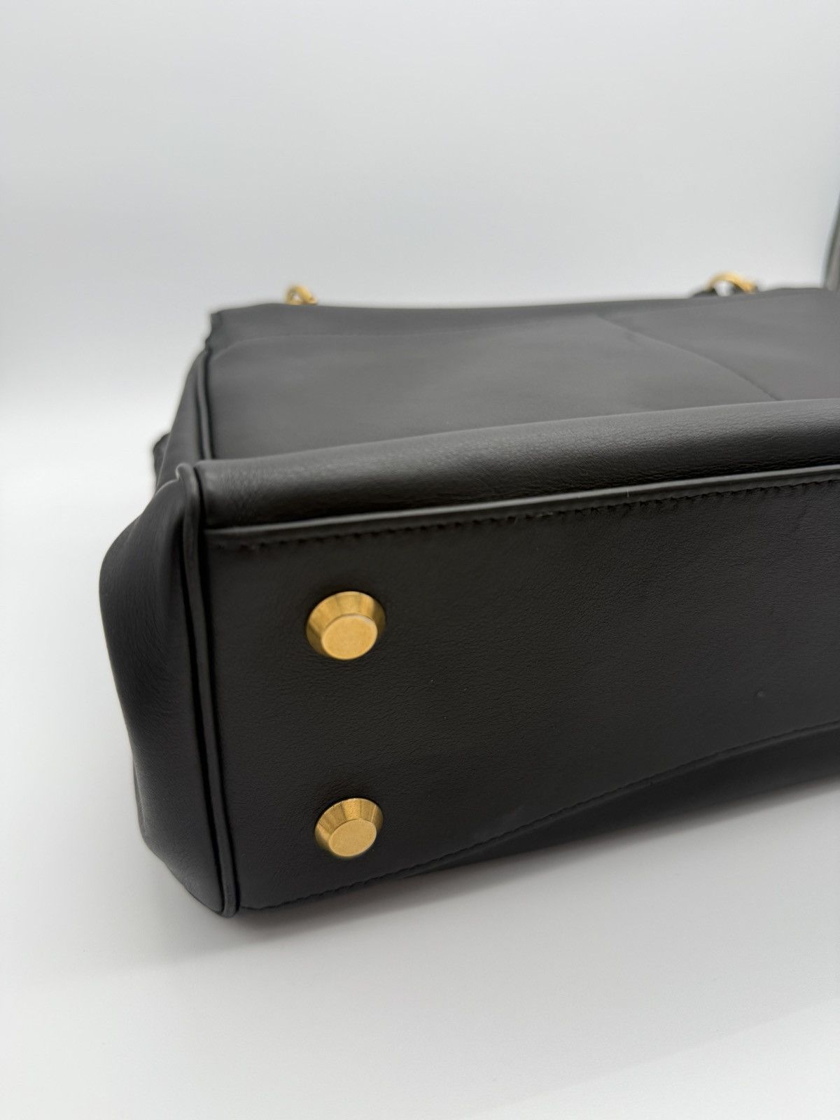 Balenciaga Balenciaga Rodeo Shoulder Bag Leather Medium $4590 Size ONE SIZE - 7 Thumbnail
