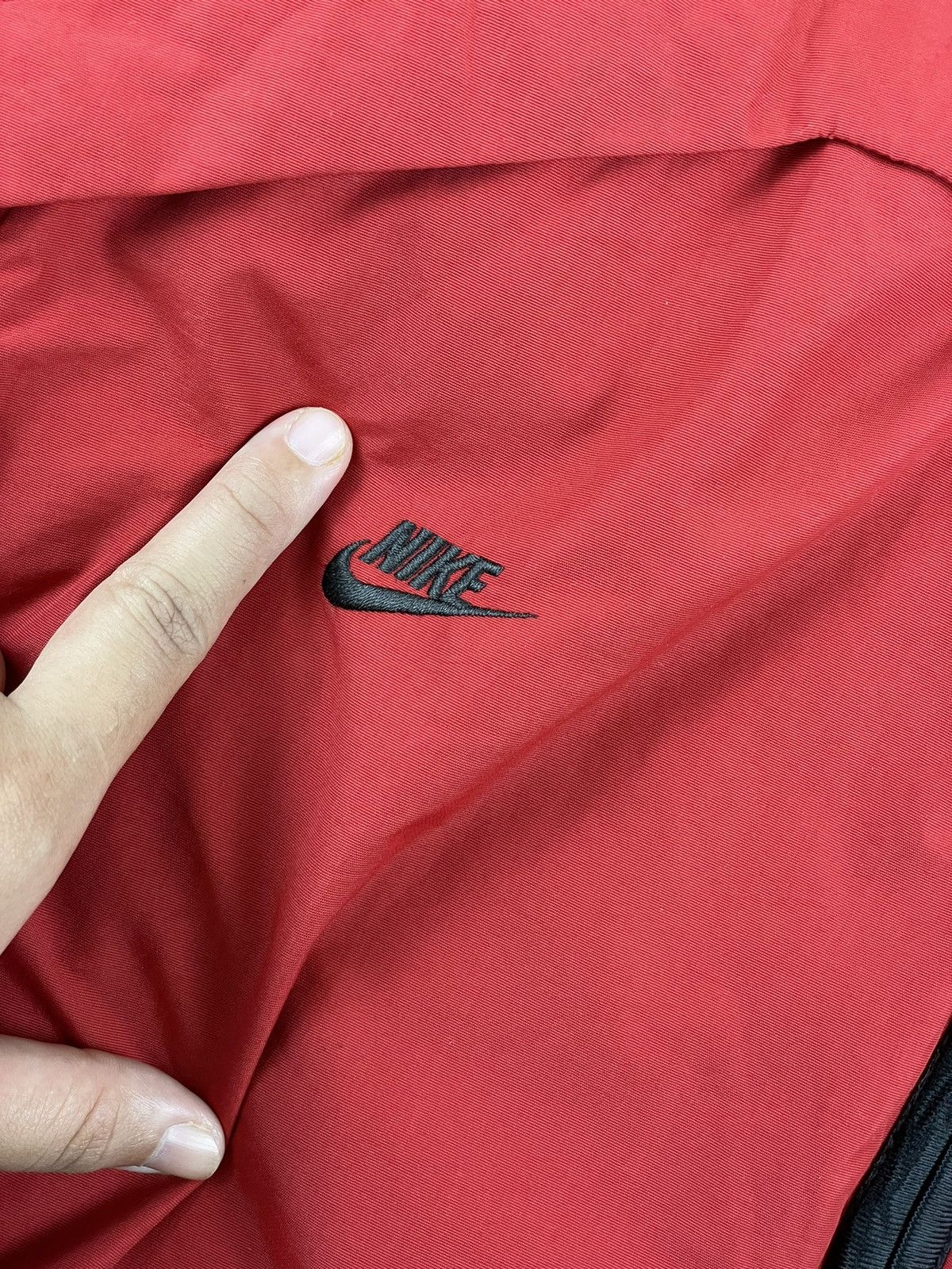 Vintage Vintage NIKE Stripes Side Tape Big Spellout Hoodie Jacket Size US L / EU 52-54 / 3 - 7 Thumbnail