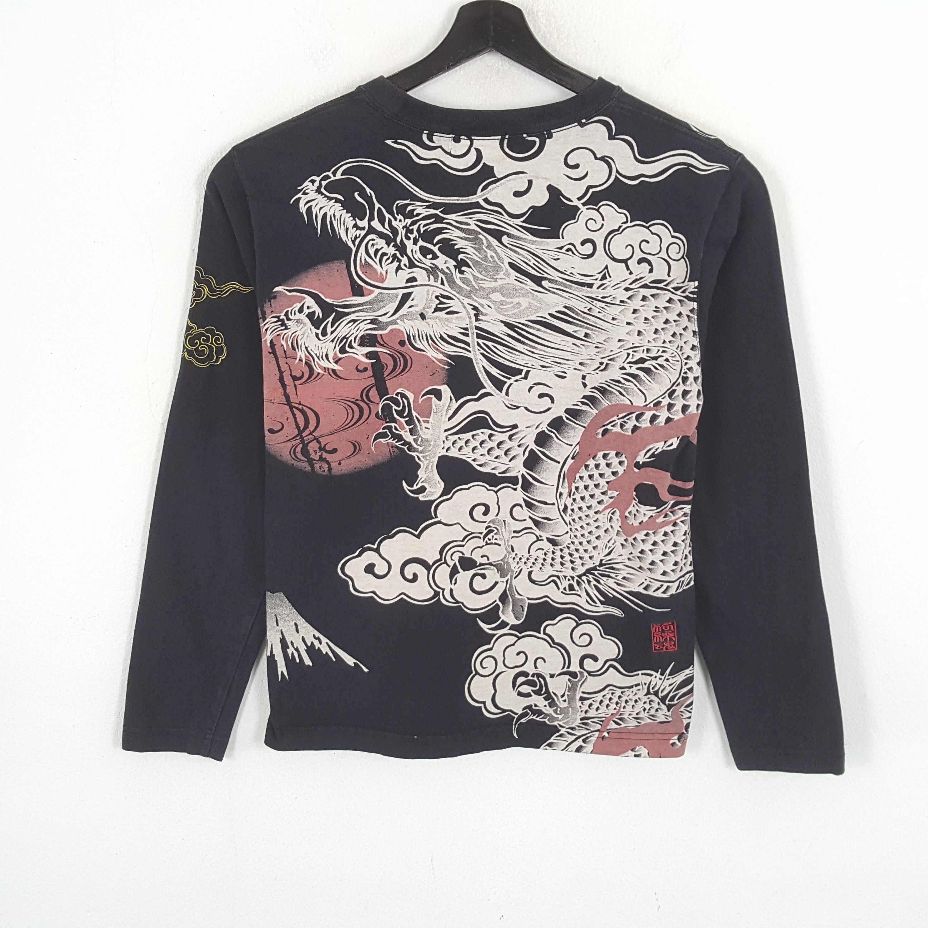 KARAKURI TAMASHI Sukajan Style Japanese Tshirt