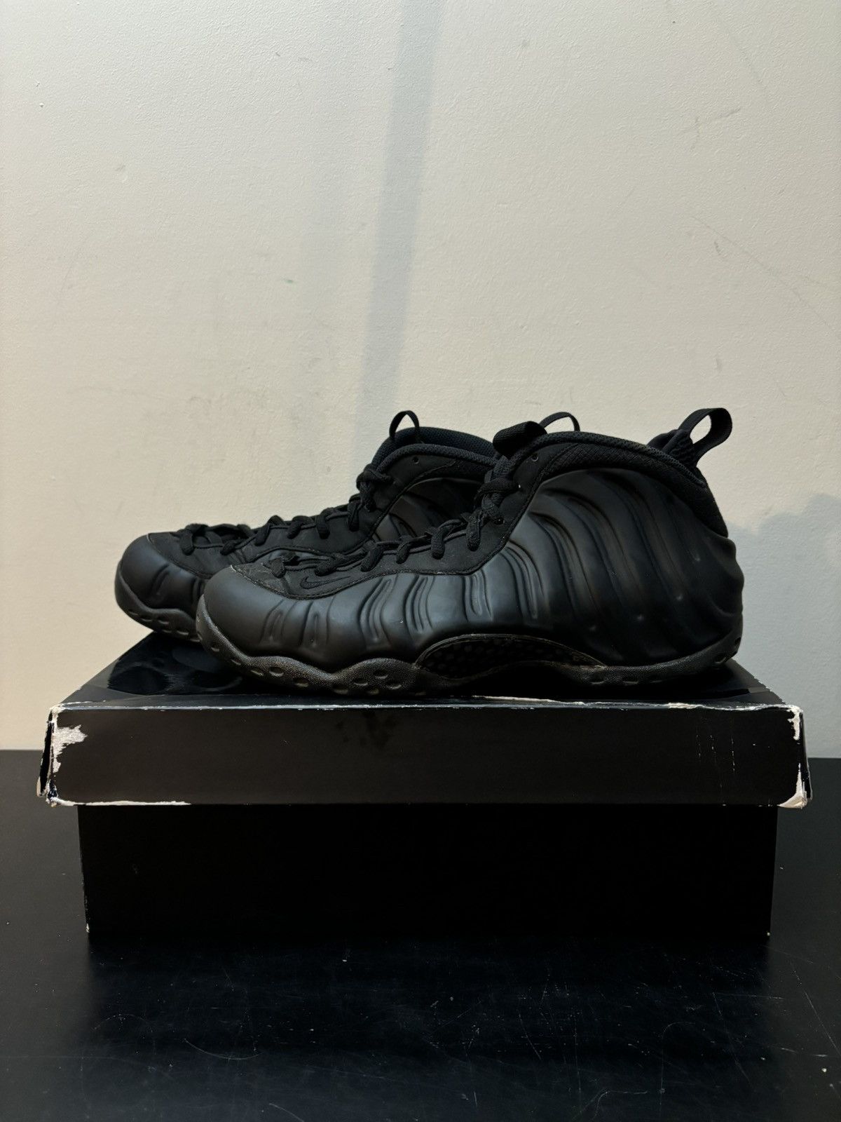 Nike Nike Air Foamposite One Anthracite Black 2020 Size US 9 / EU 42 - 1 Thumbnail