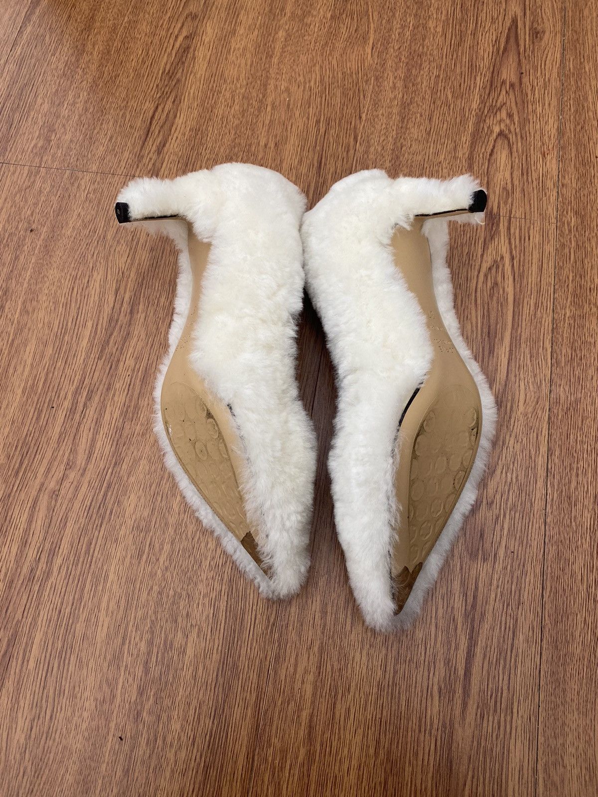 20471120 × Beauty Beast × Japanese Brand Love guang zhou Fur design shoes Size US 7 / IT 37 - 5 Thumbnail