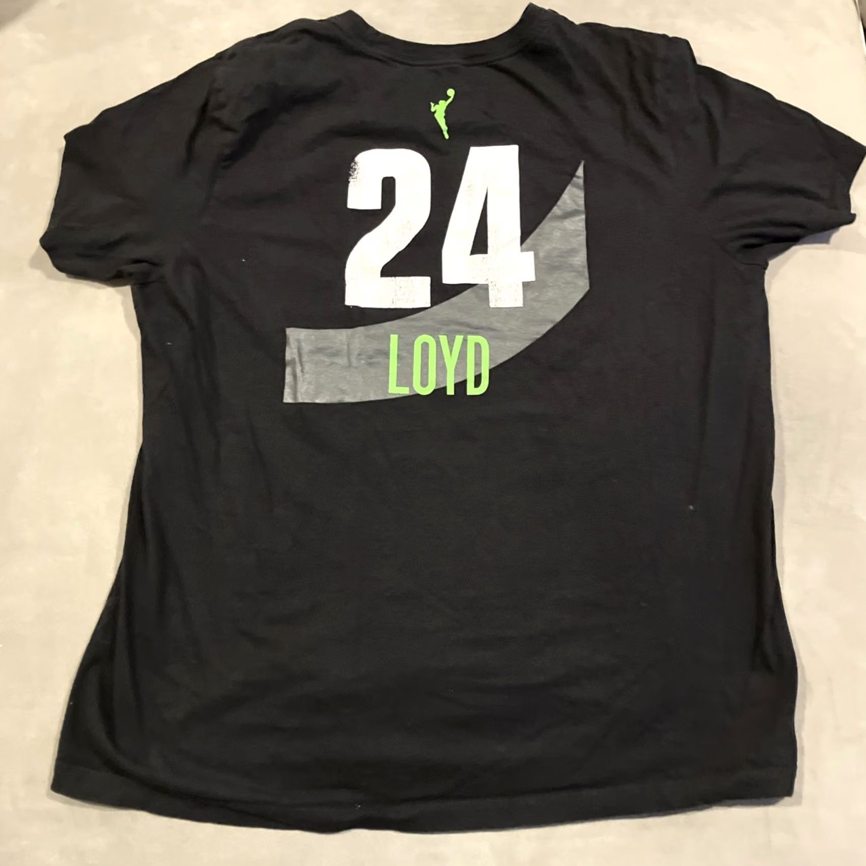 Nike VINTAGE Nike Seattle Storm Jewell Loyd #24 Player Jersey T Shirt Men XL Black Jersey Shirt Mens XL Size US XL / EU 56 / 4 - 4 Thumbnail