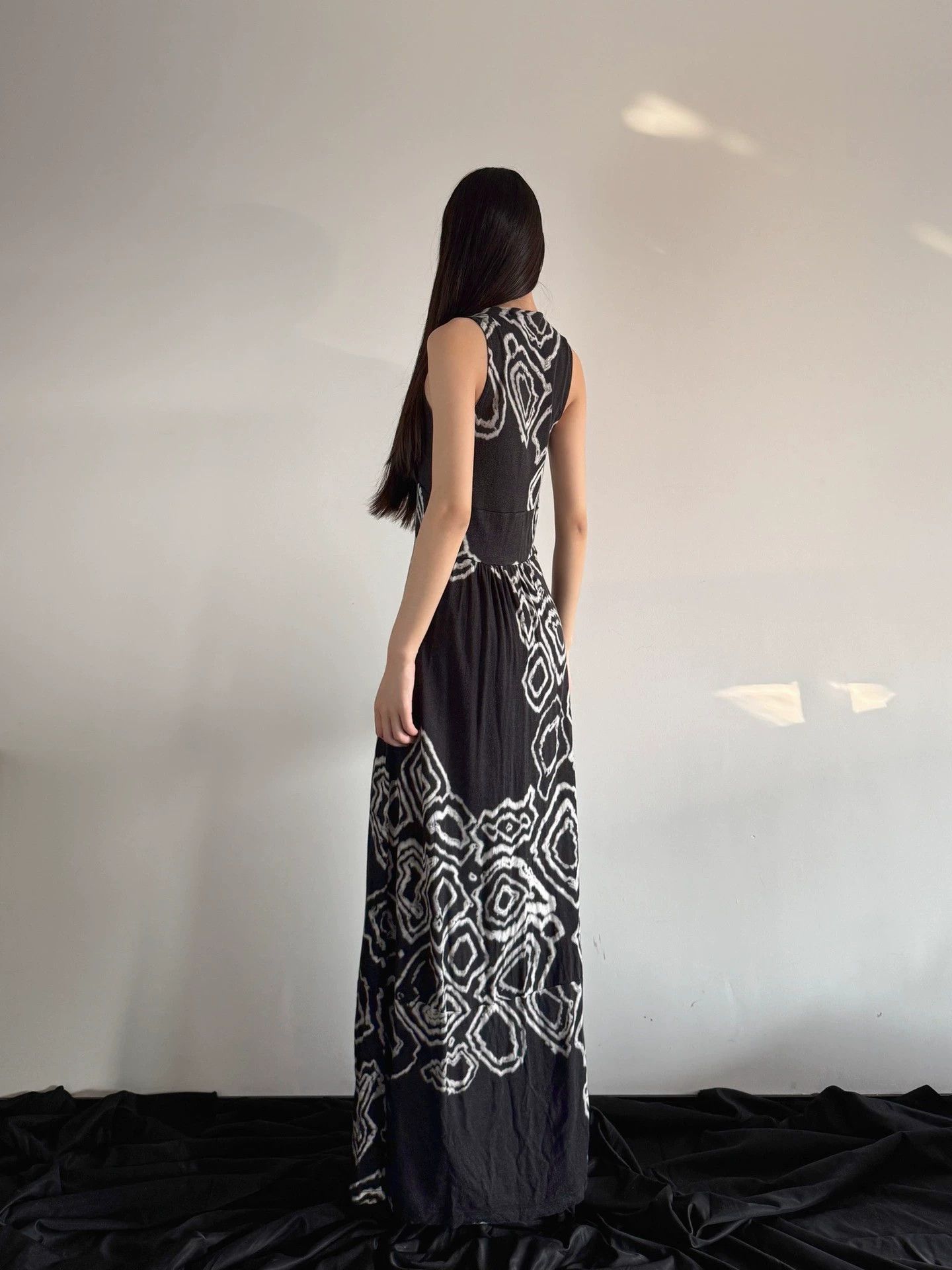 Vintage French Brand V-neck Printed Sleeveless Dress Women's S Size S / US 4 / IT 40 - 5 Thumbnail