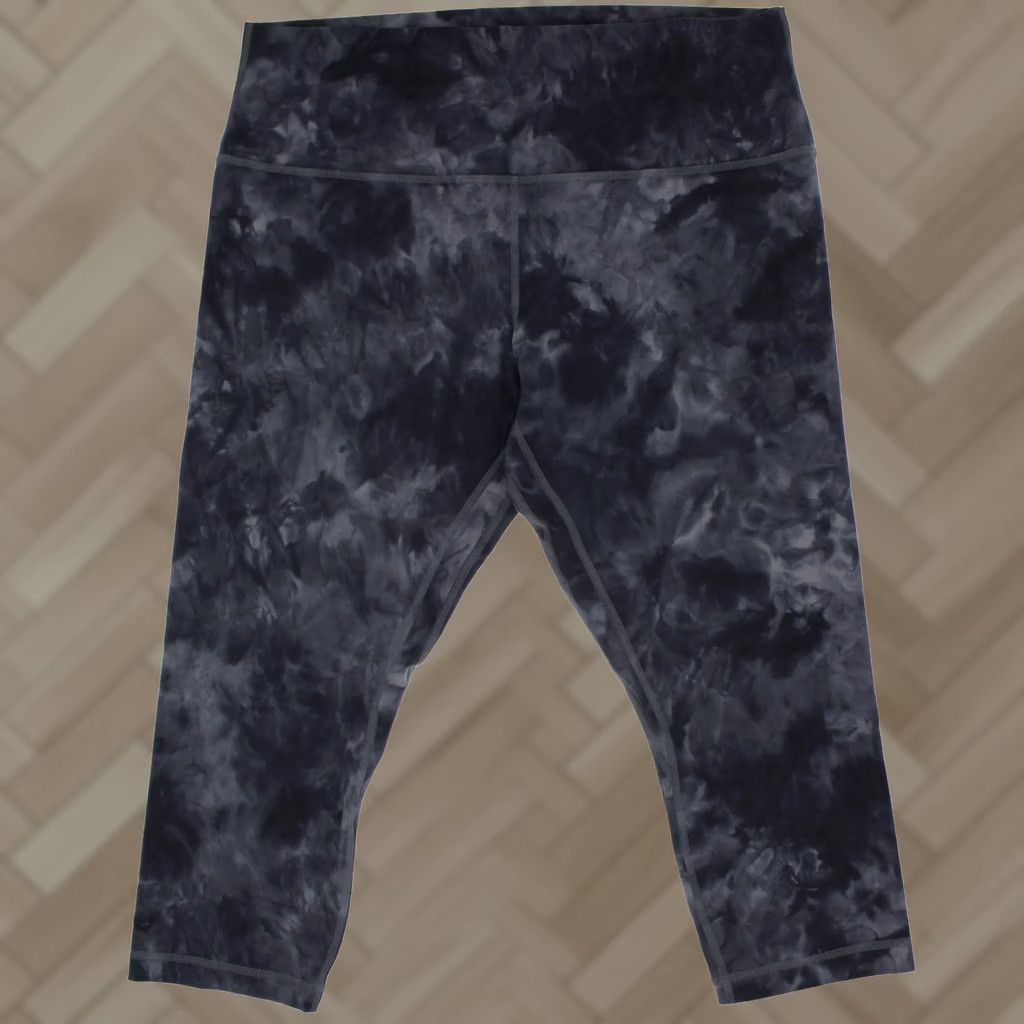 Lululemon Lululemon Align High-Rise Crop Leggings Nulu Plus Size 18 Inseam 23" W6BGOS Smoke Womens Athletic Activewear Cropped Leggings Size 40" / US 18 - 1 Thumbnail