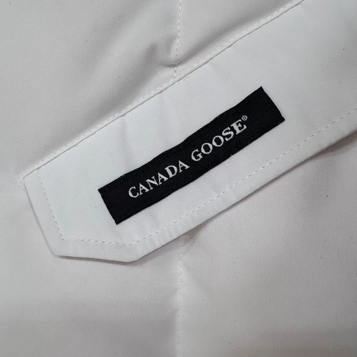Canada Goose Canada Goose Freestyle Arctic White L Down Vest Size L / US 10 / IT 46 - 8 Thumbnail