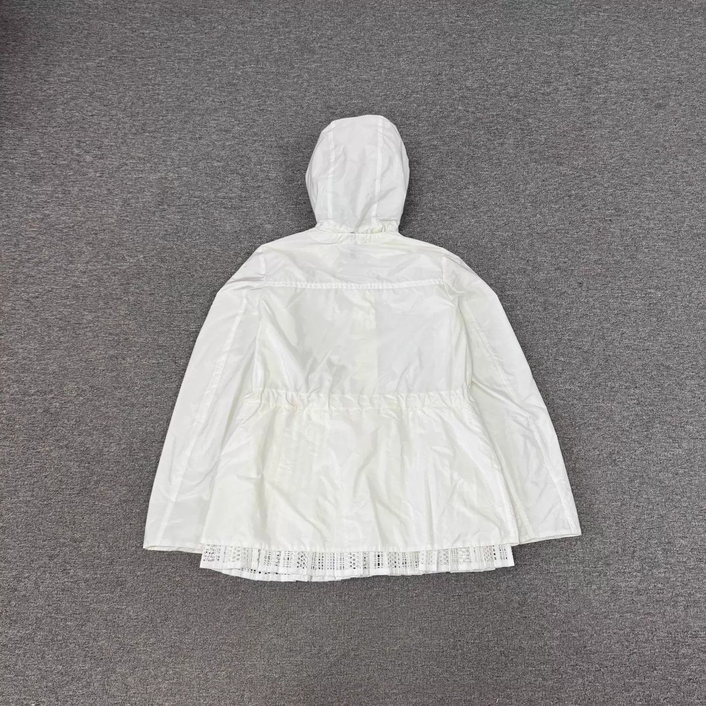 Moncler Moncler Baaba Waisted Arm Logo Mid-Length Hooded Coat 1 99 Size S / US 4 / IT 40 - 2 Thumbnail